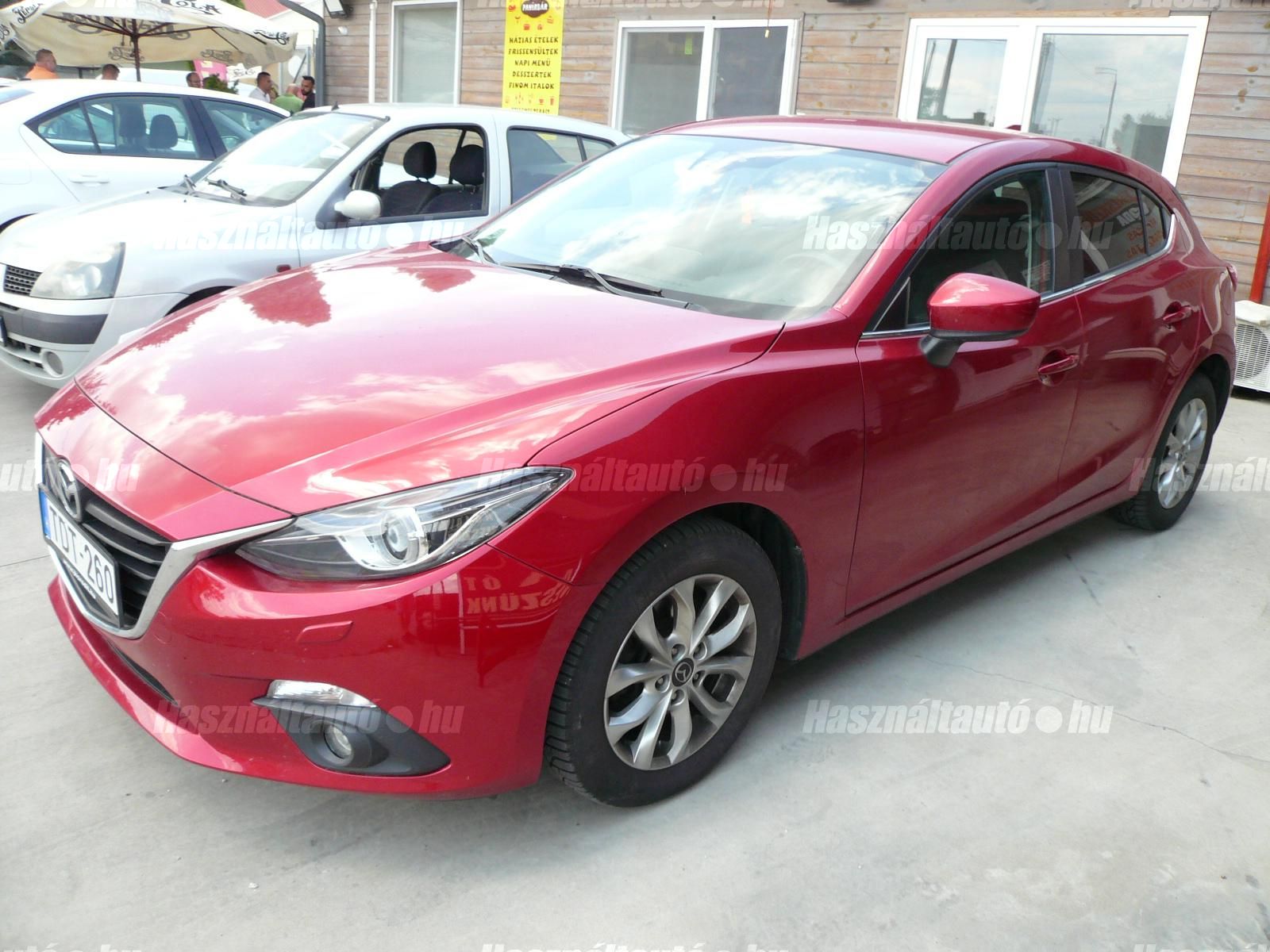 MAZDA 3 2016/12 - 1