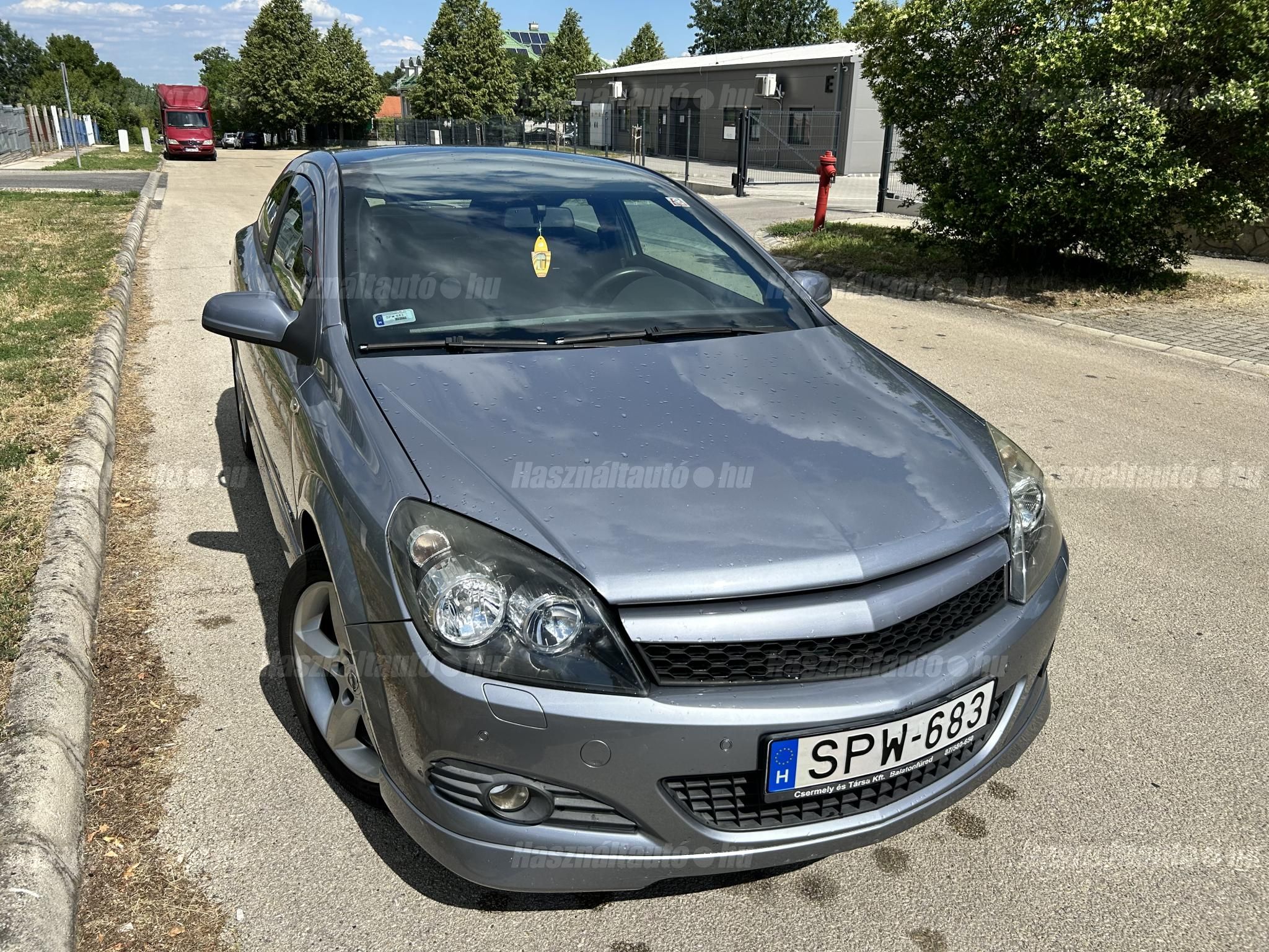 OPEL ASTRA H 2008 - 1