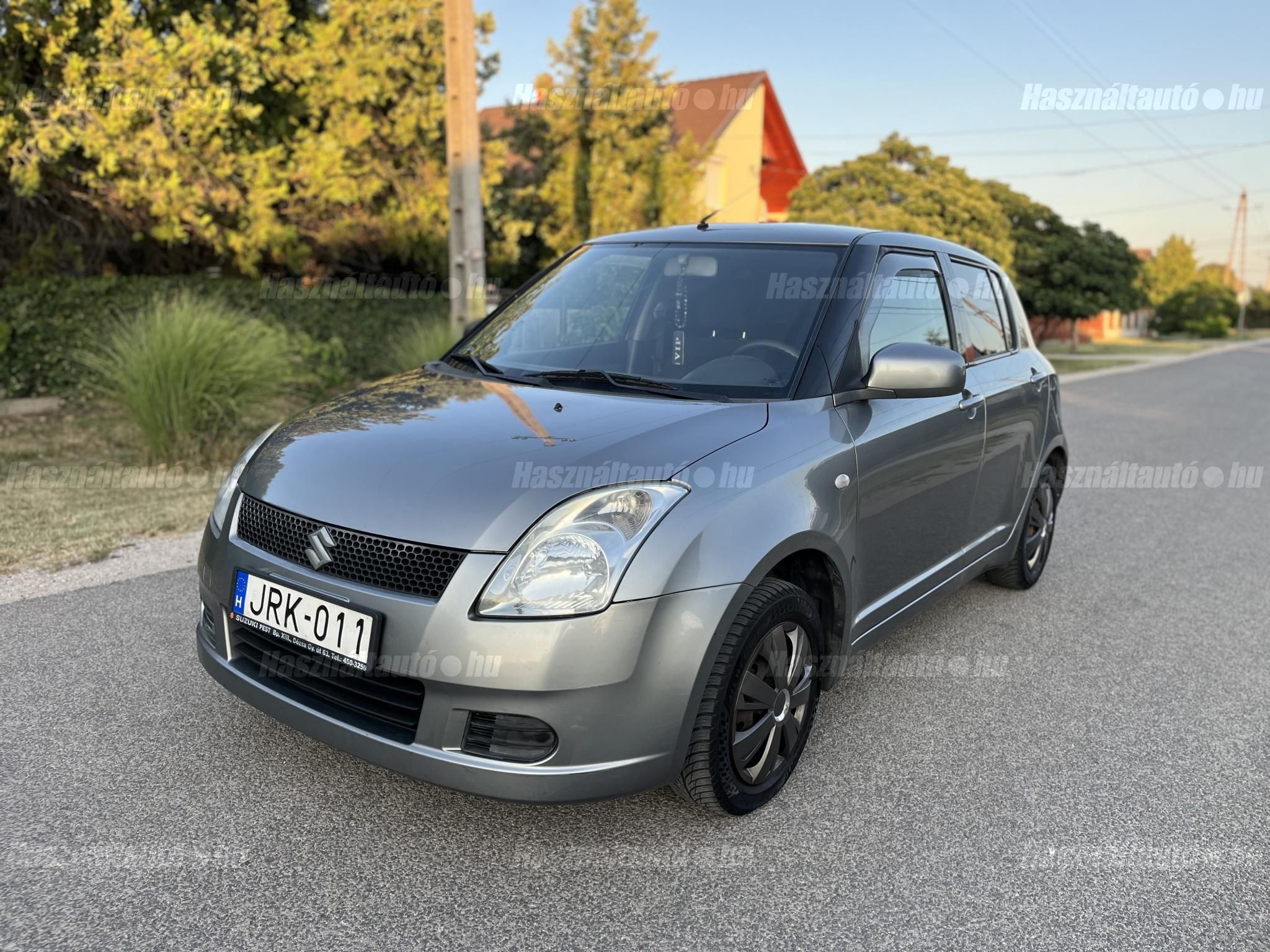 SUZUKI SWIFT 2005/3 - 1