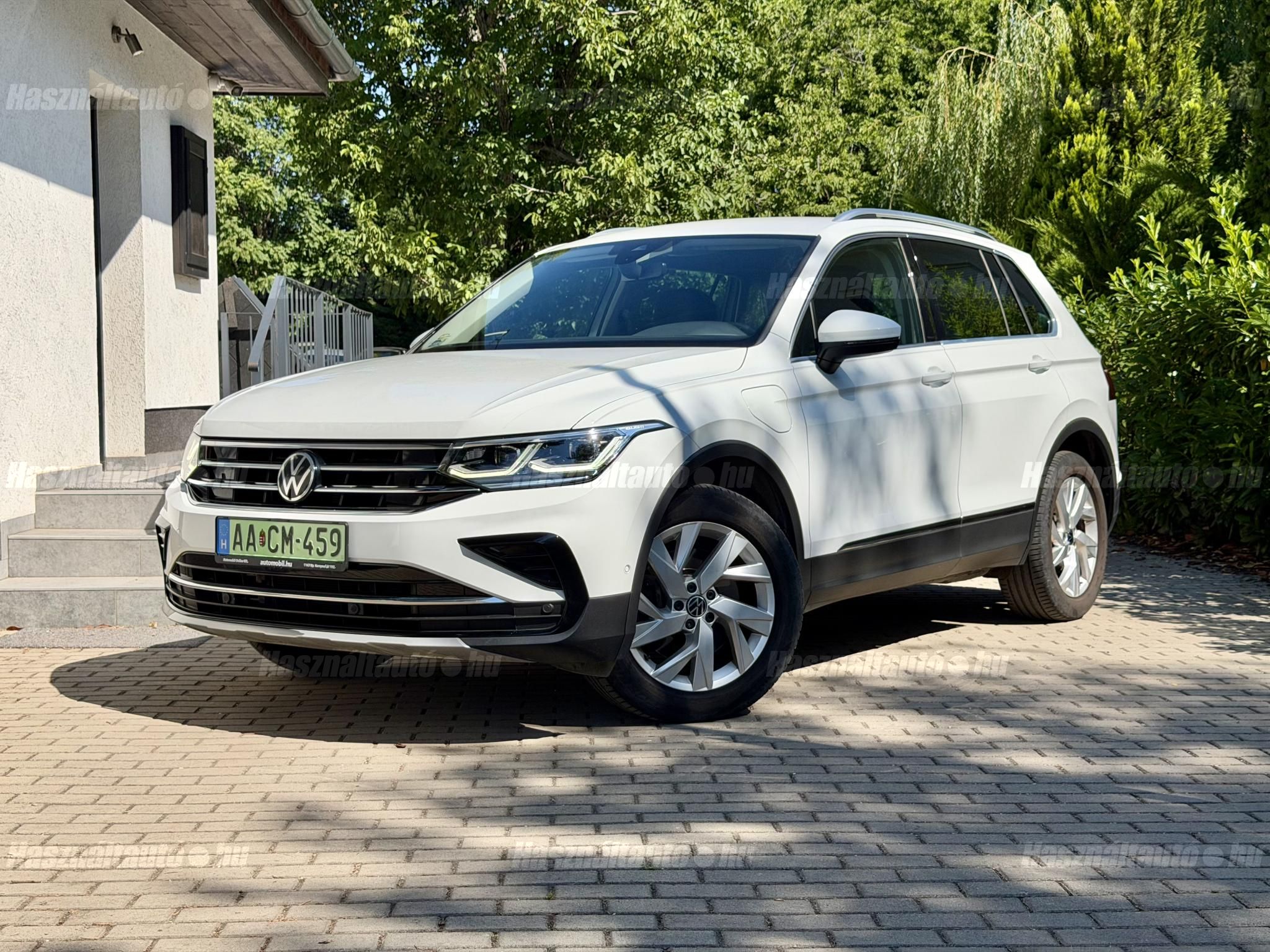 VOLKSWAGEN TIGUAN 2022/8 - 1