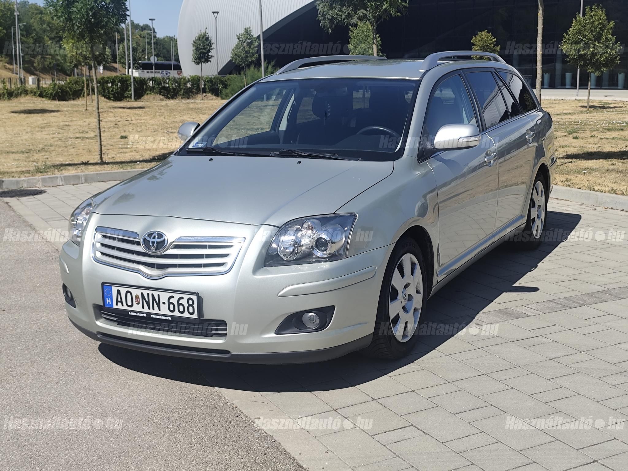 TOYOTA AVENSIS 2008/8 - 1