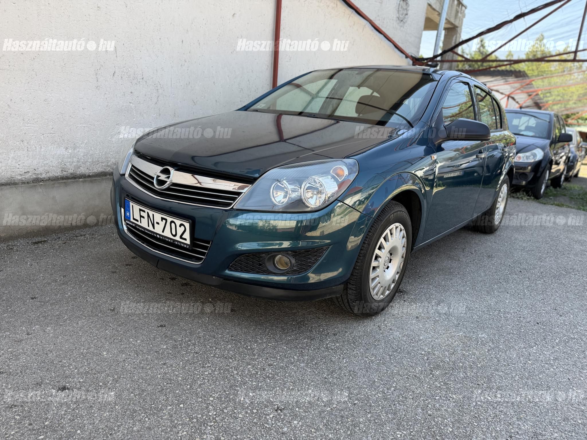 OPEL ASTRA H 2008/6 - 1