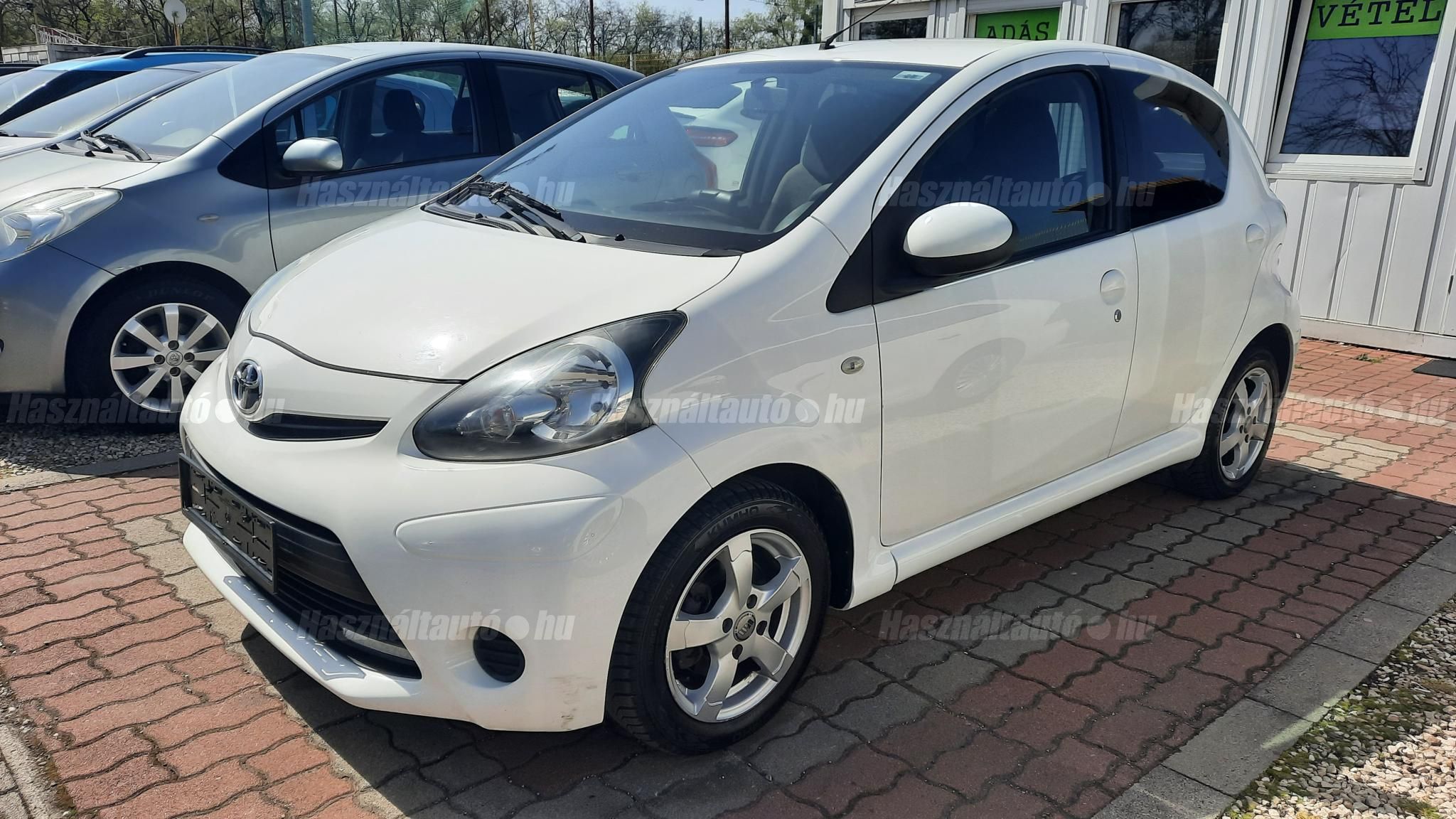 TOYOTA AYGO 2013/12 - 1