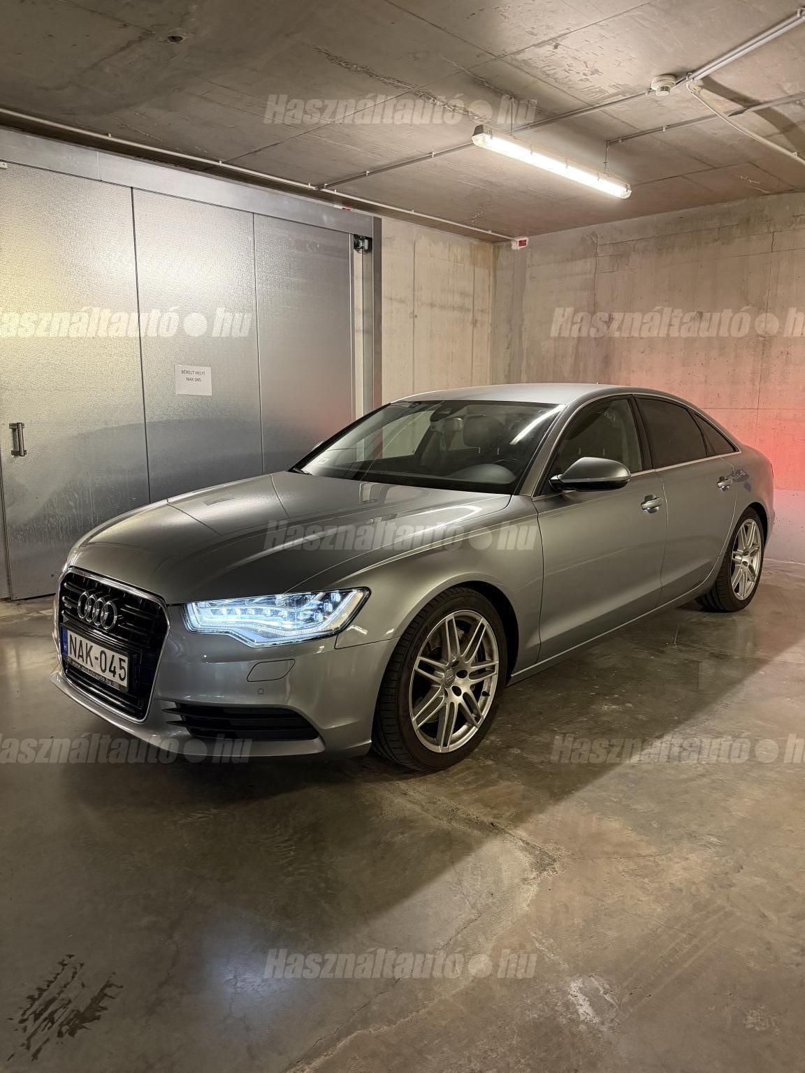 AUDI A6 2012/7 - 1