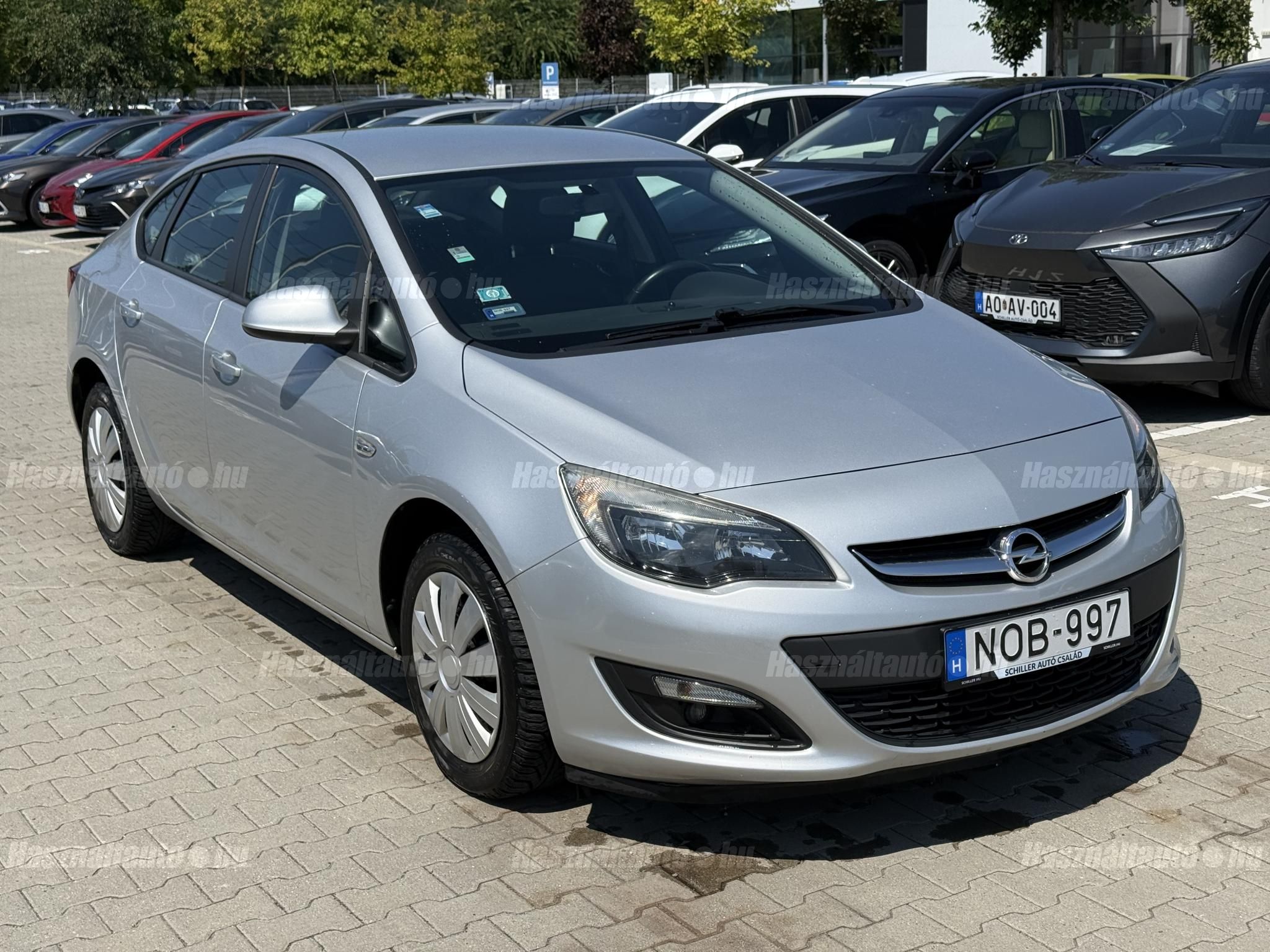 OPEL ASTRA J 2016/4 - 1