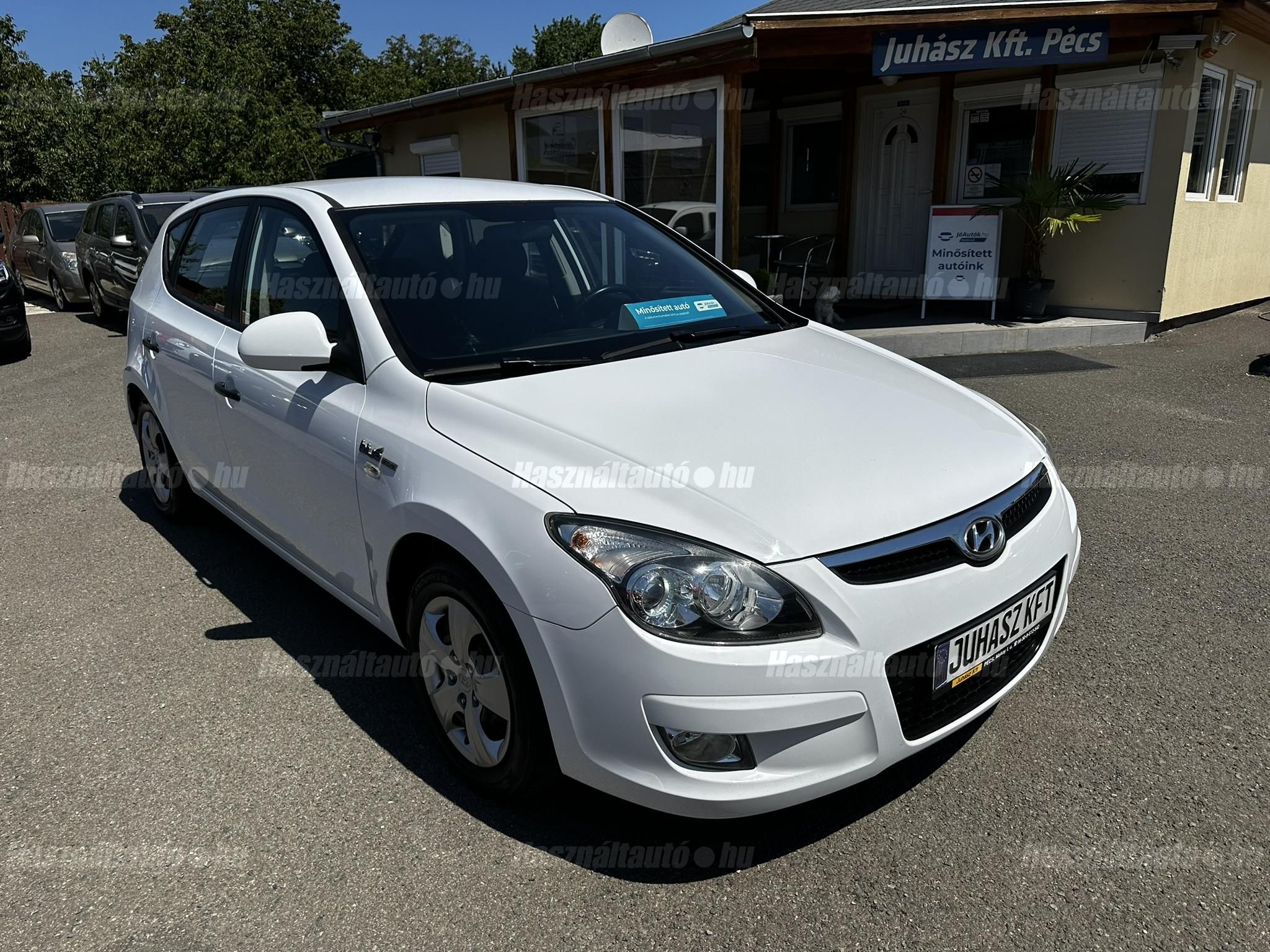 HYUNDAI I30 2010/4 - 1