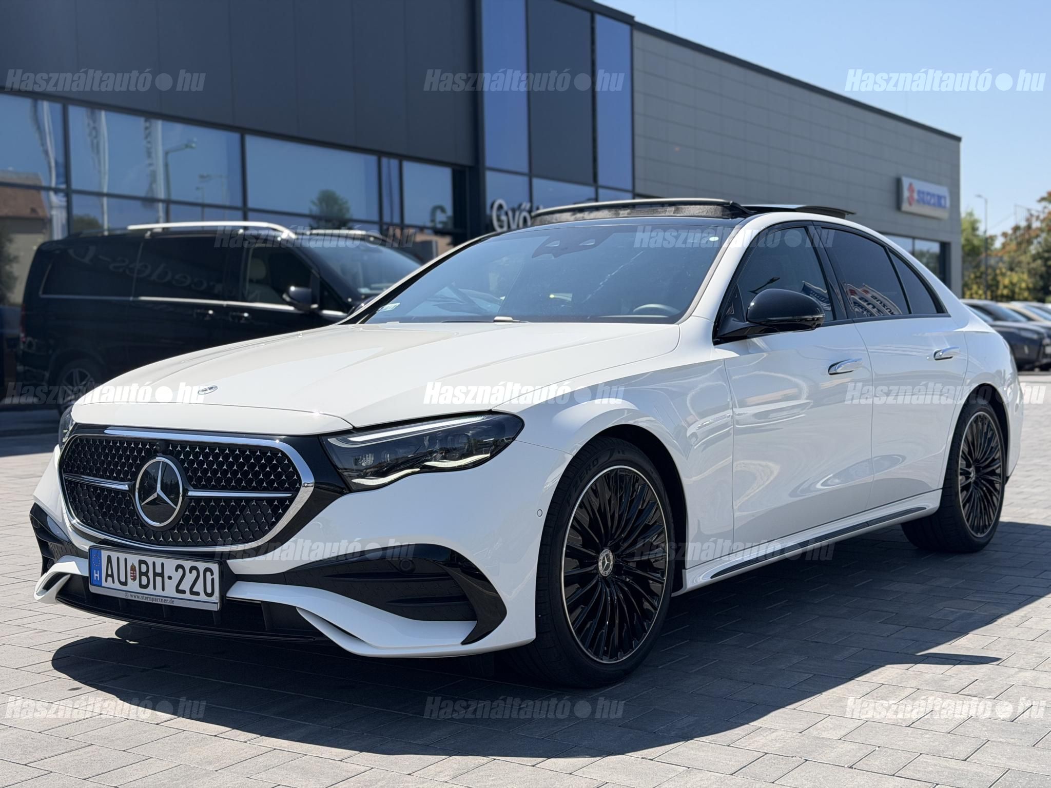 MERCEDES-BENZ E 220 2026/1 - 1