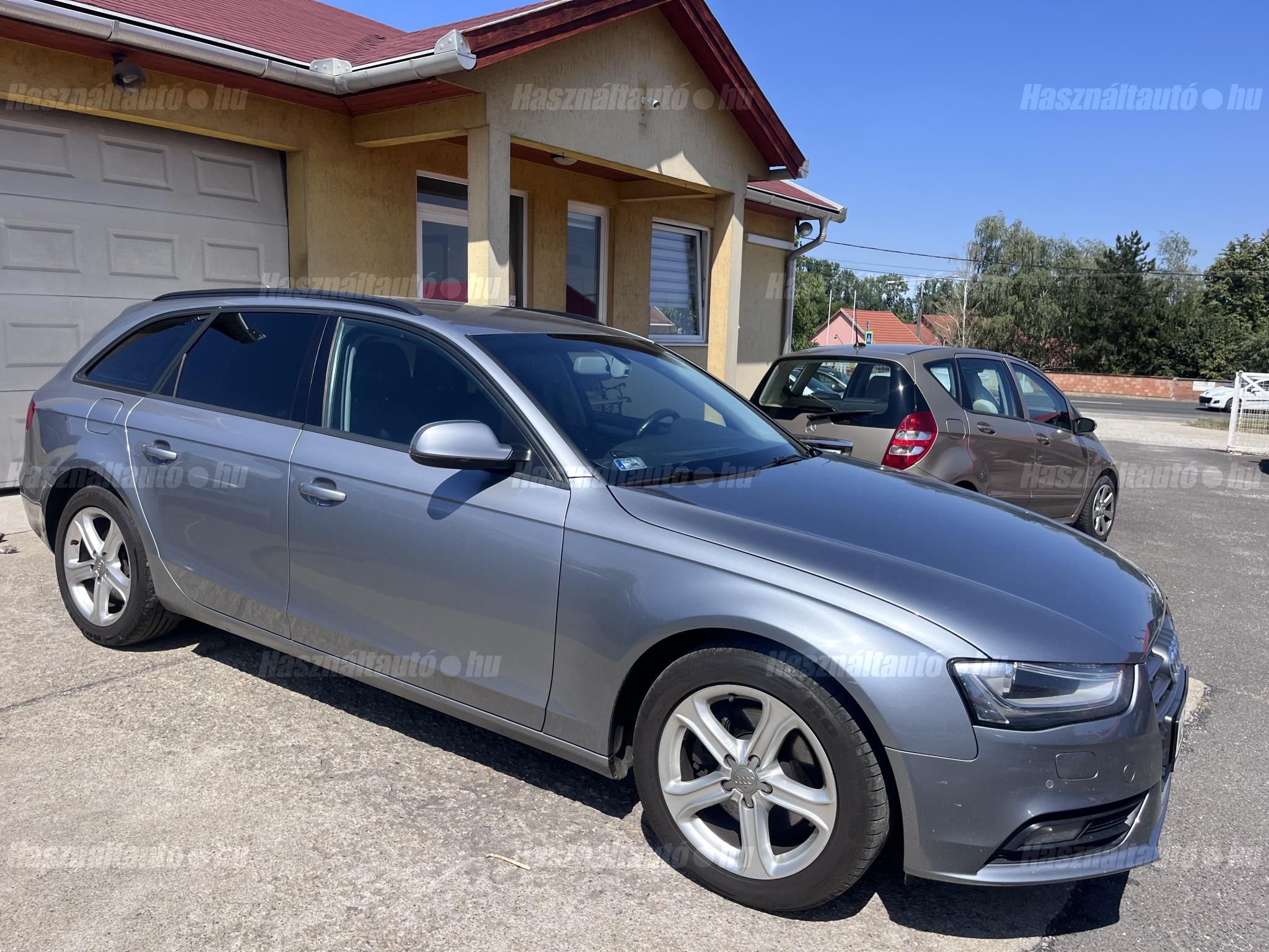 AUDI A4 2015/8 - 1
