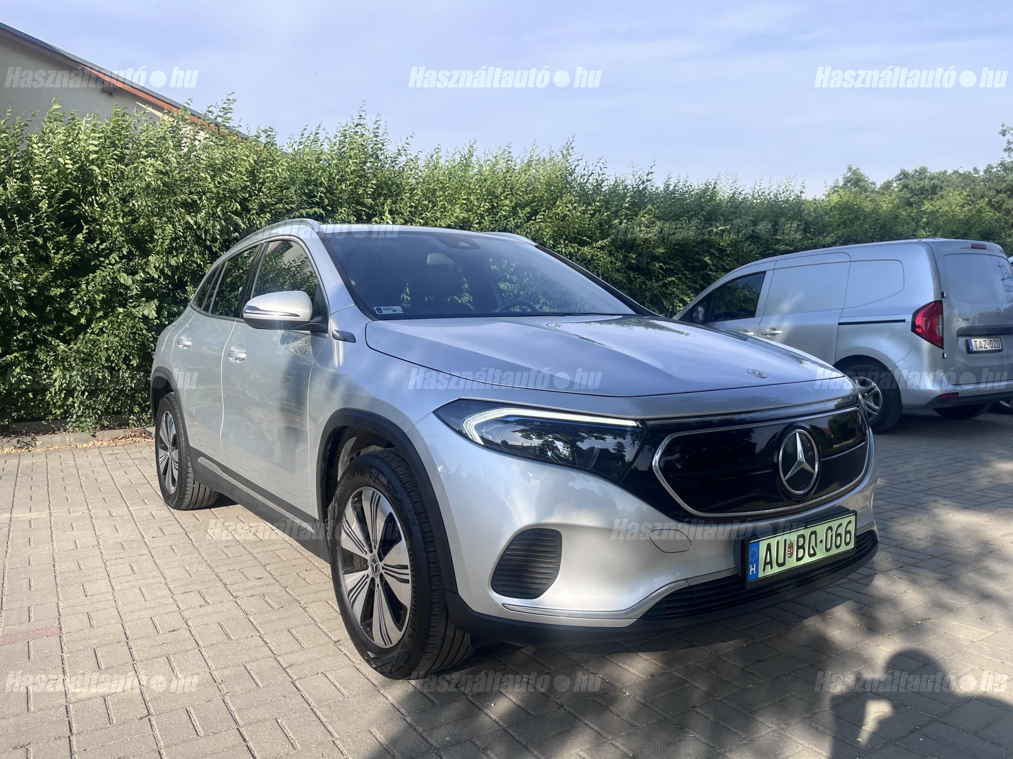 MERCEDES-BENZ EQA 2022/2 - 1