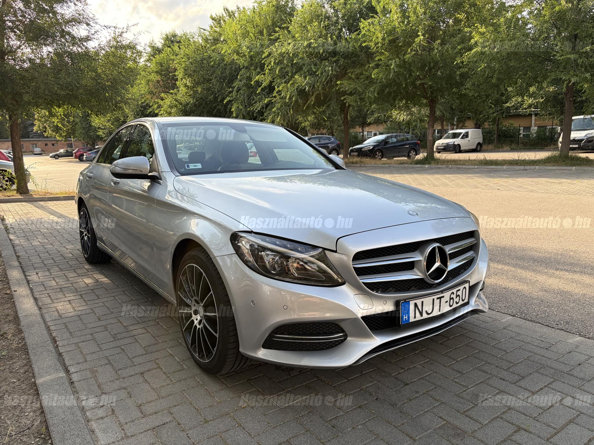 MERCEDES-BENZ C 220 2015/10 - 1