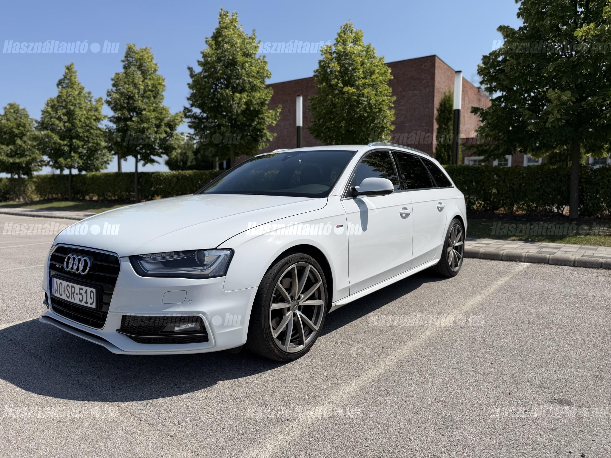 AUDI A4 2014/5 - 1