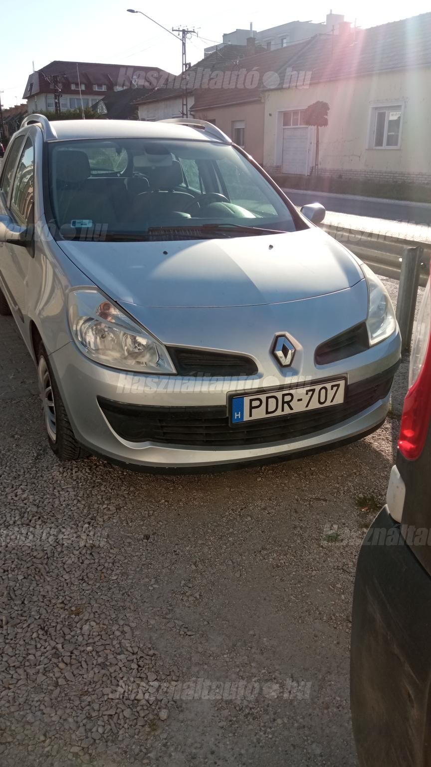 RENAULT CLIO 2008/4 - 1