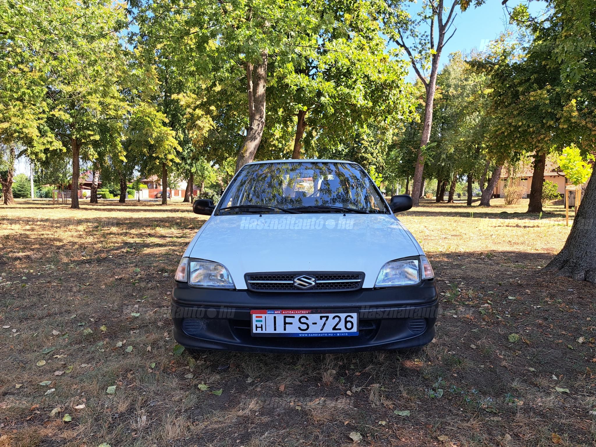 SUZUKI SWIFT 2002 - 1