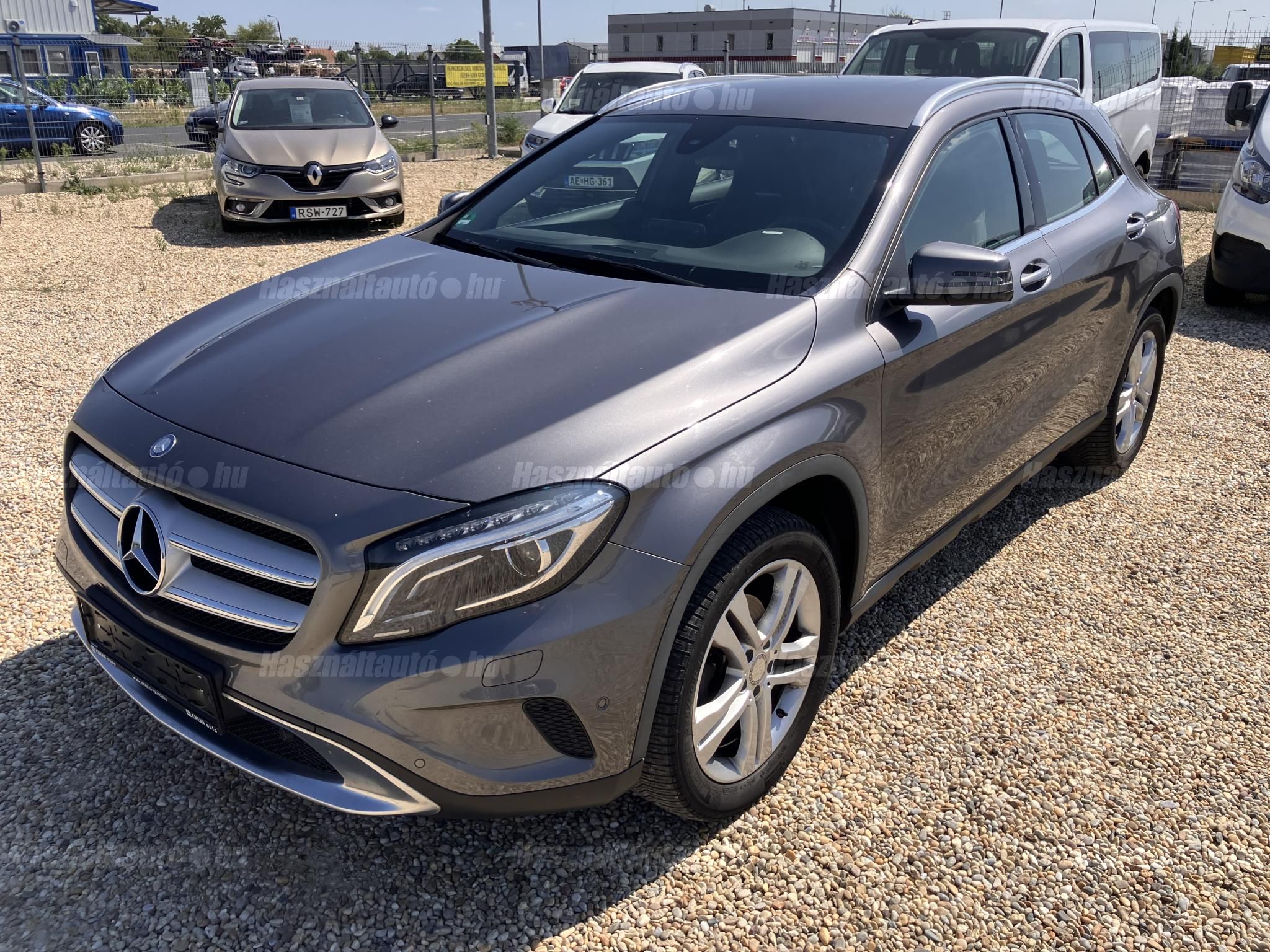 VÉGIG MERCEDES MÁRKASZERVIZBEN SZERVIZELT