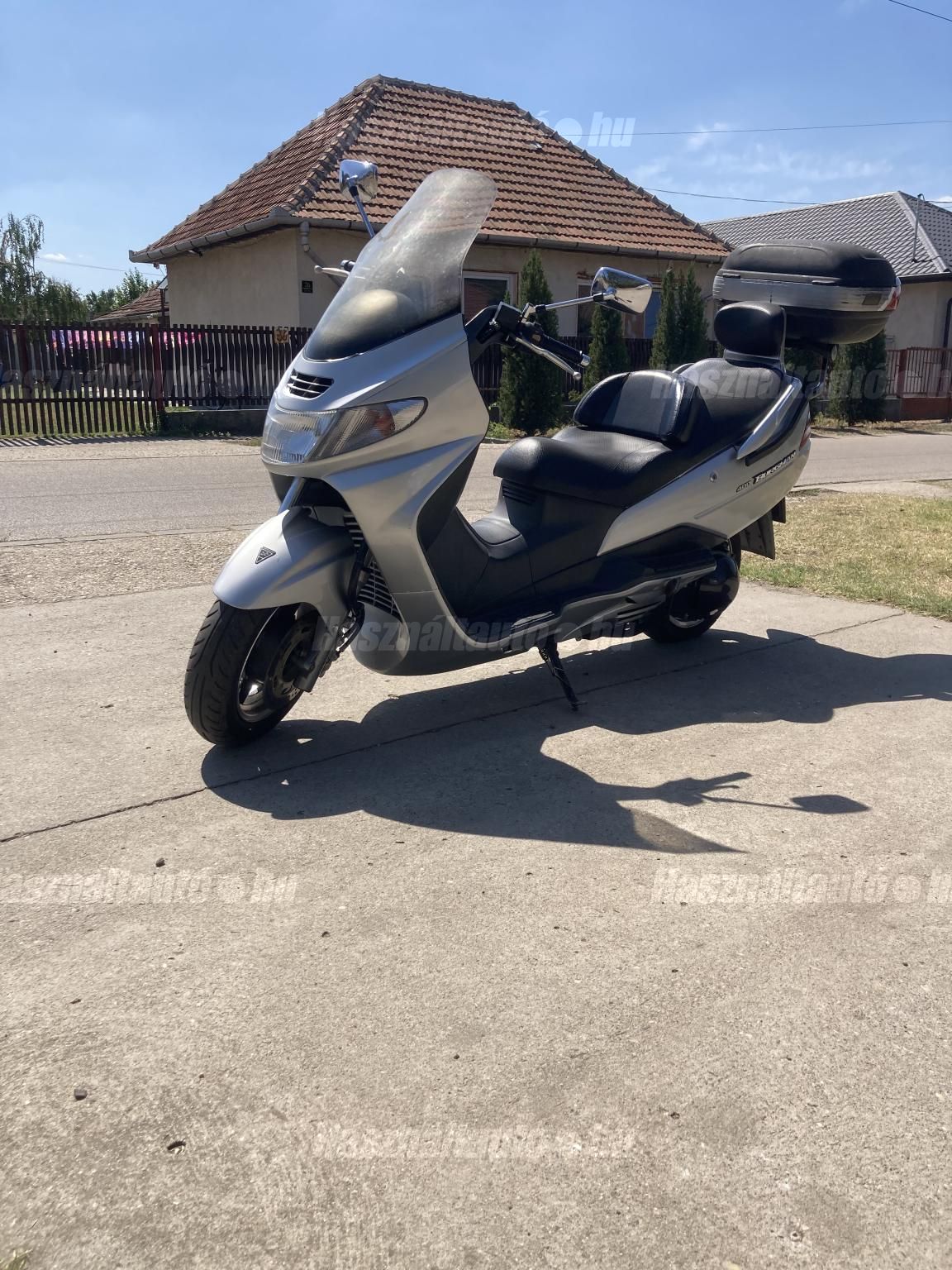 SUZUKI AN 400 BURGMAN 2002/8 - 1