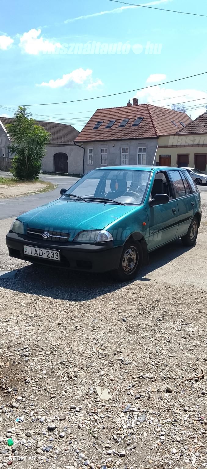 SUZUKI SWIFT 2002/3 - 1