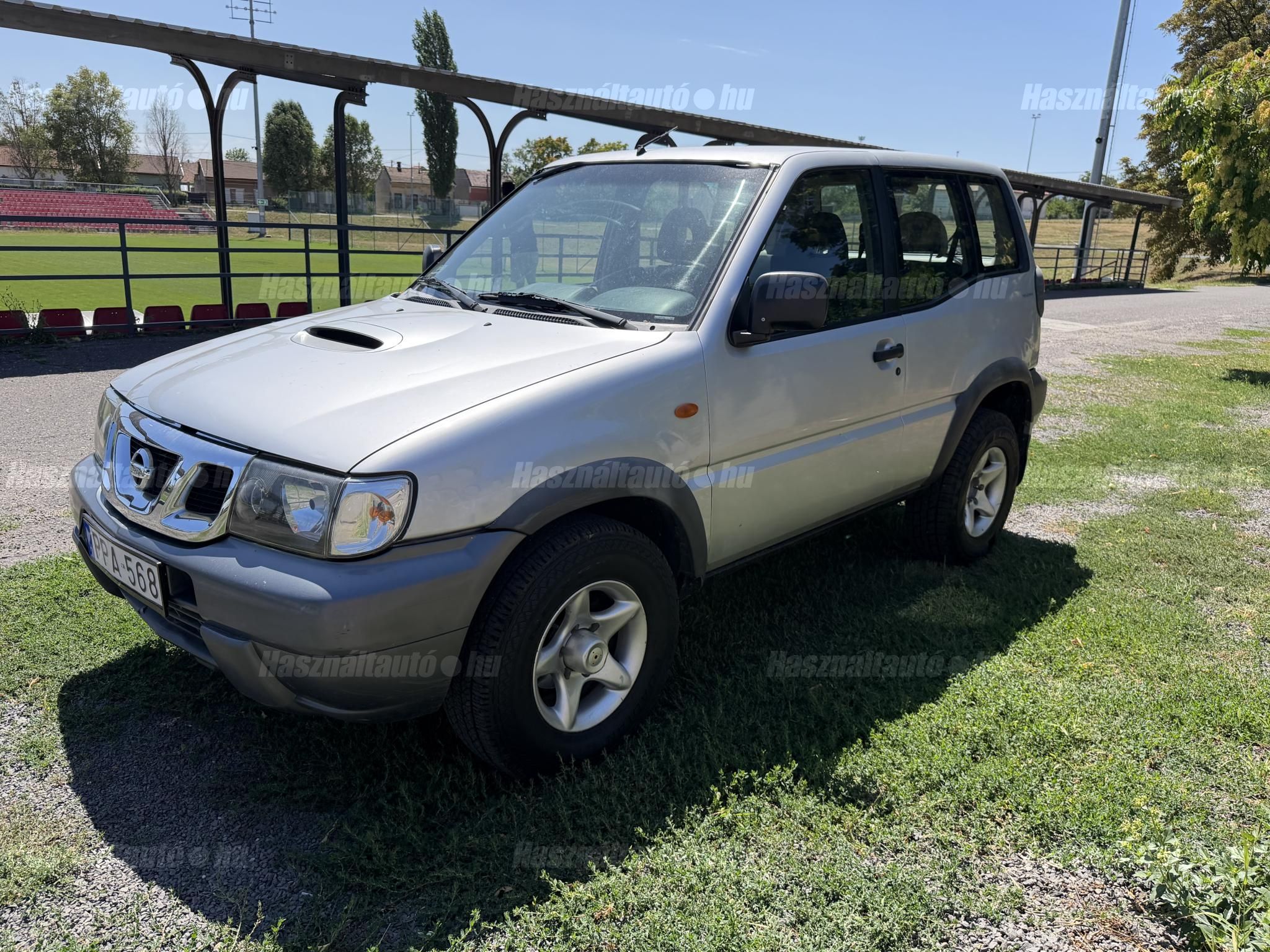 NISSAN TERRANO 2003/8 - 1