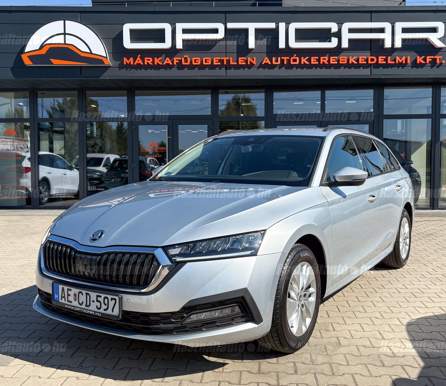 SKODA OCTAVIA 2023/6 - 1