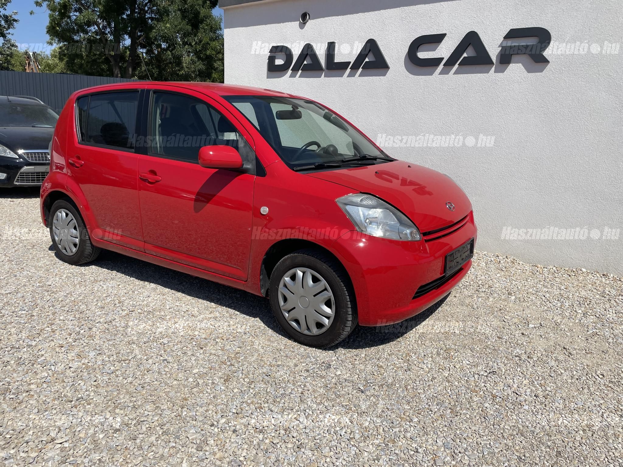 DAIHATSU SIRION 2006/8 - 1