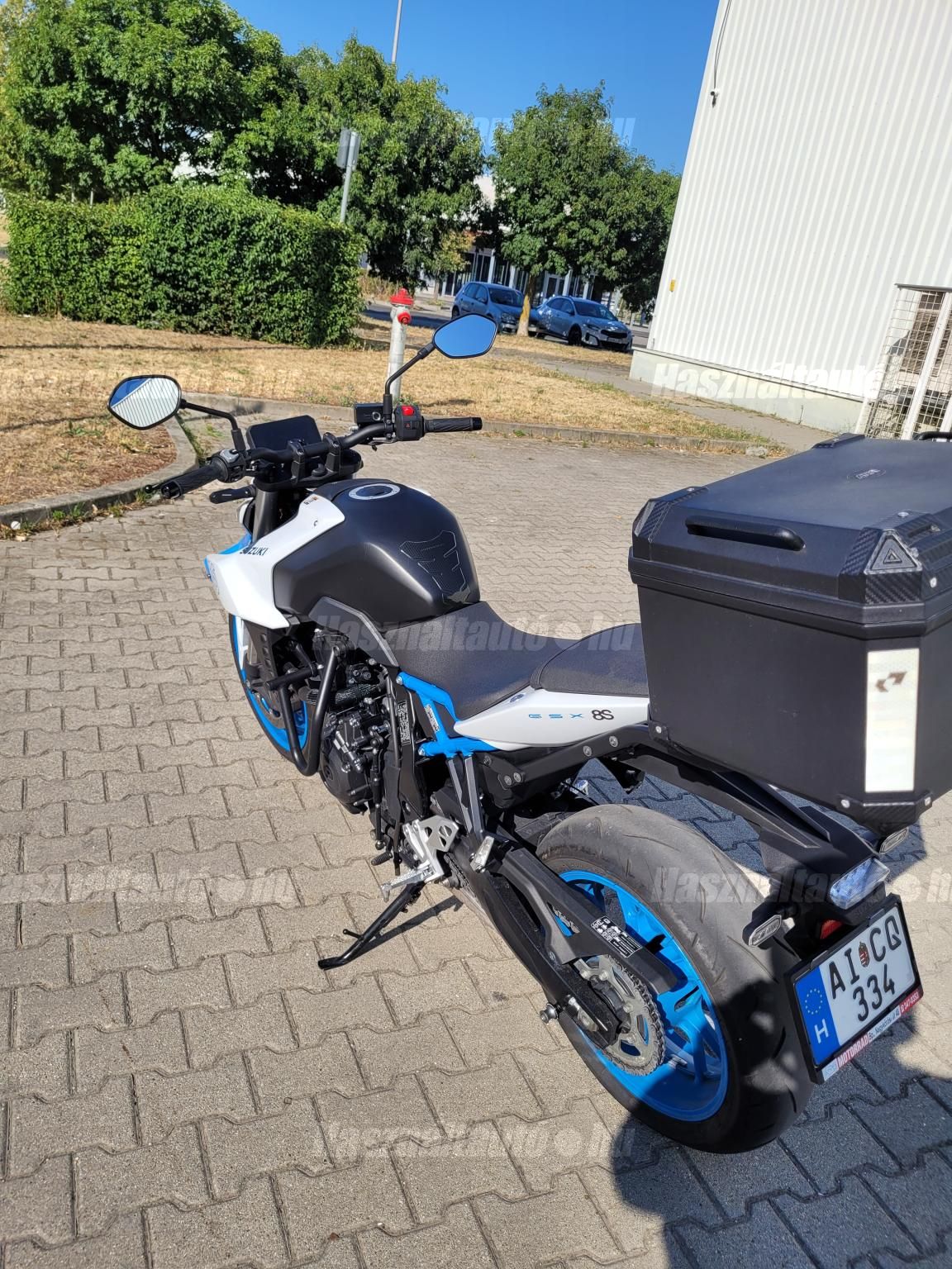 SUZUKI GSX 8 S 2024 - 1