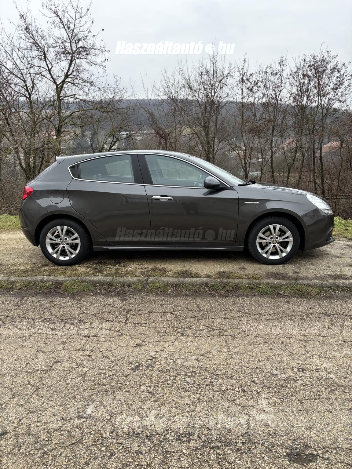 ALFA ROMEO GIULIETTA 2011/12 - 1
