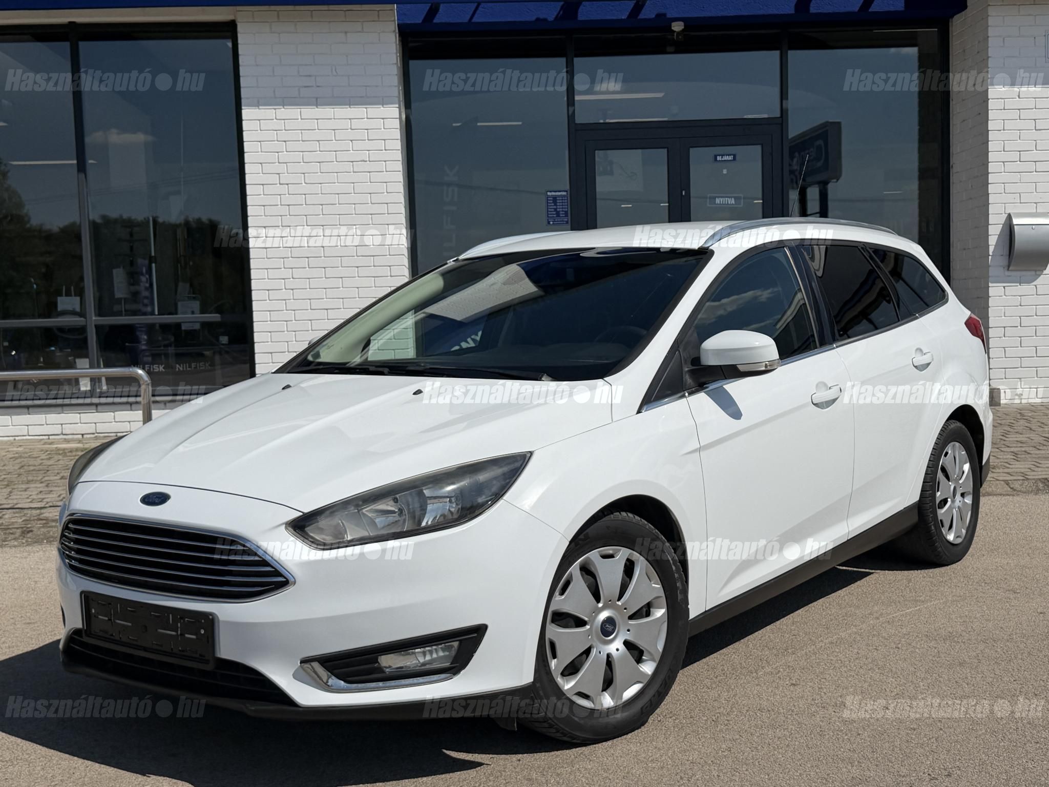 FORD FOCUS 2015/6 - 1