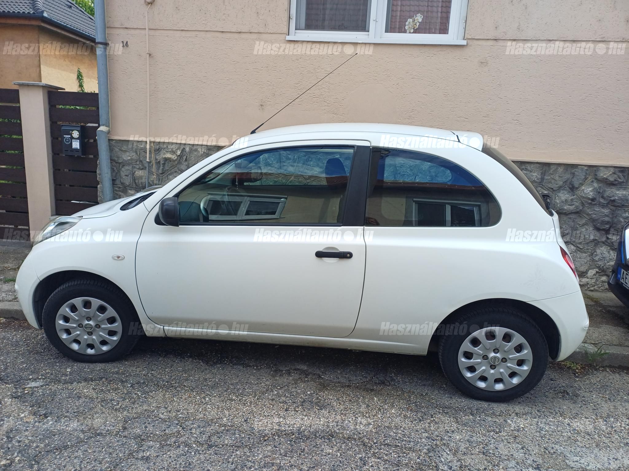 Nissan Micra 1240