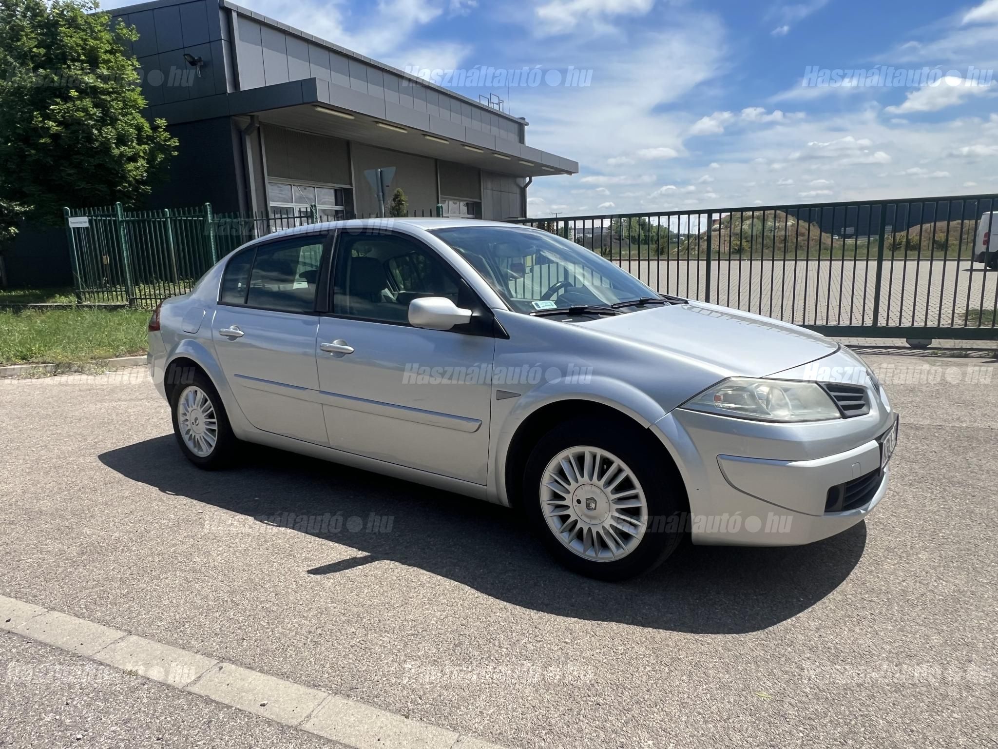 RENAULT MEGANE 2007/5 - 1