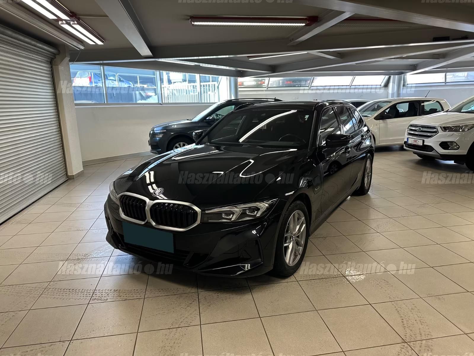 BMW 320 2022/12 - 1