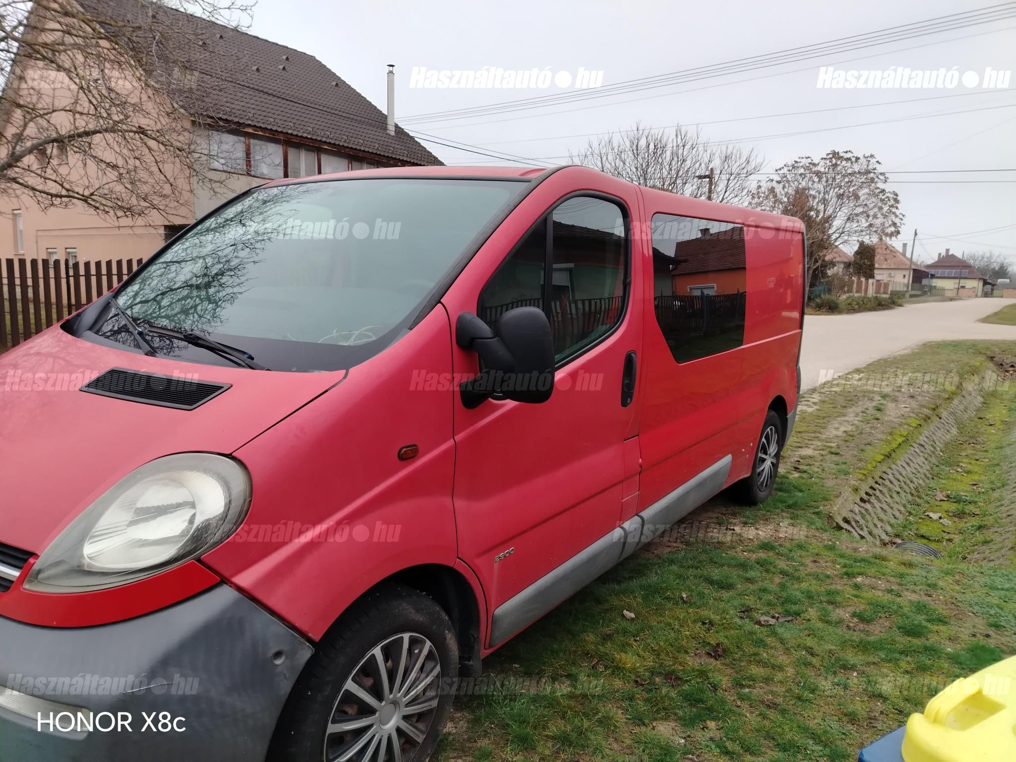 OPEL VIVARO 2005/6 - 1