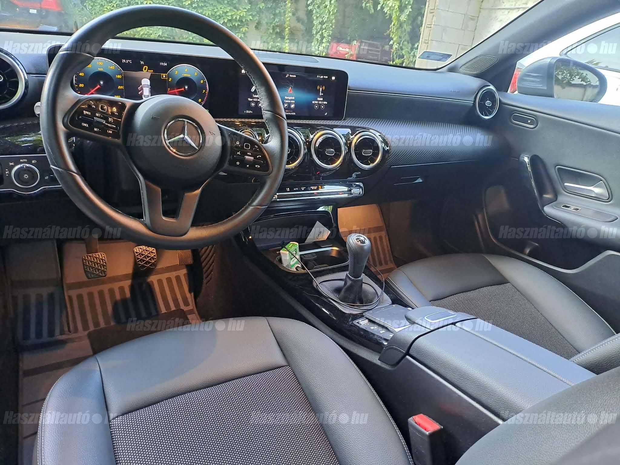MERCEDES-BENZ CLA 180 2020/5 - 1