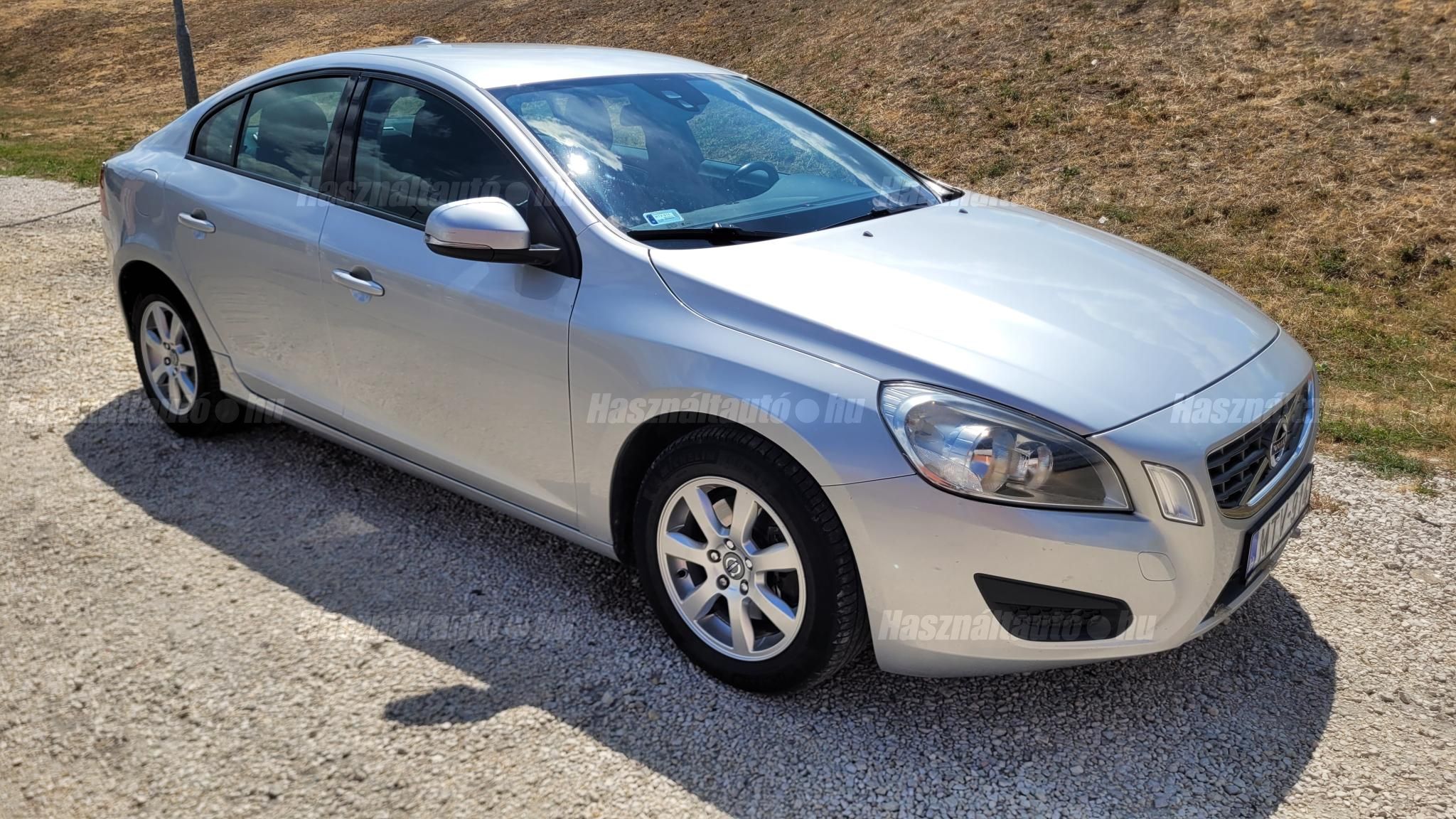 VOLVO S60 2011/4 - 1