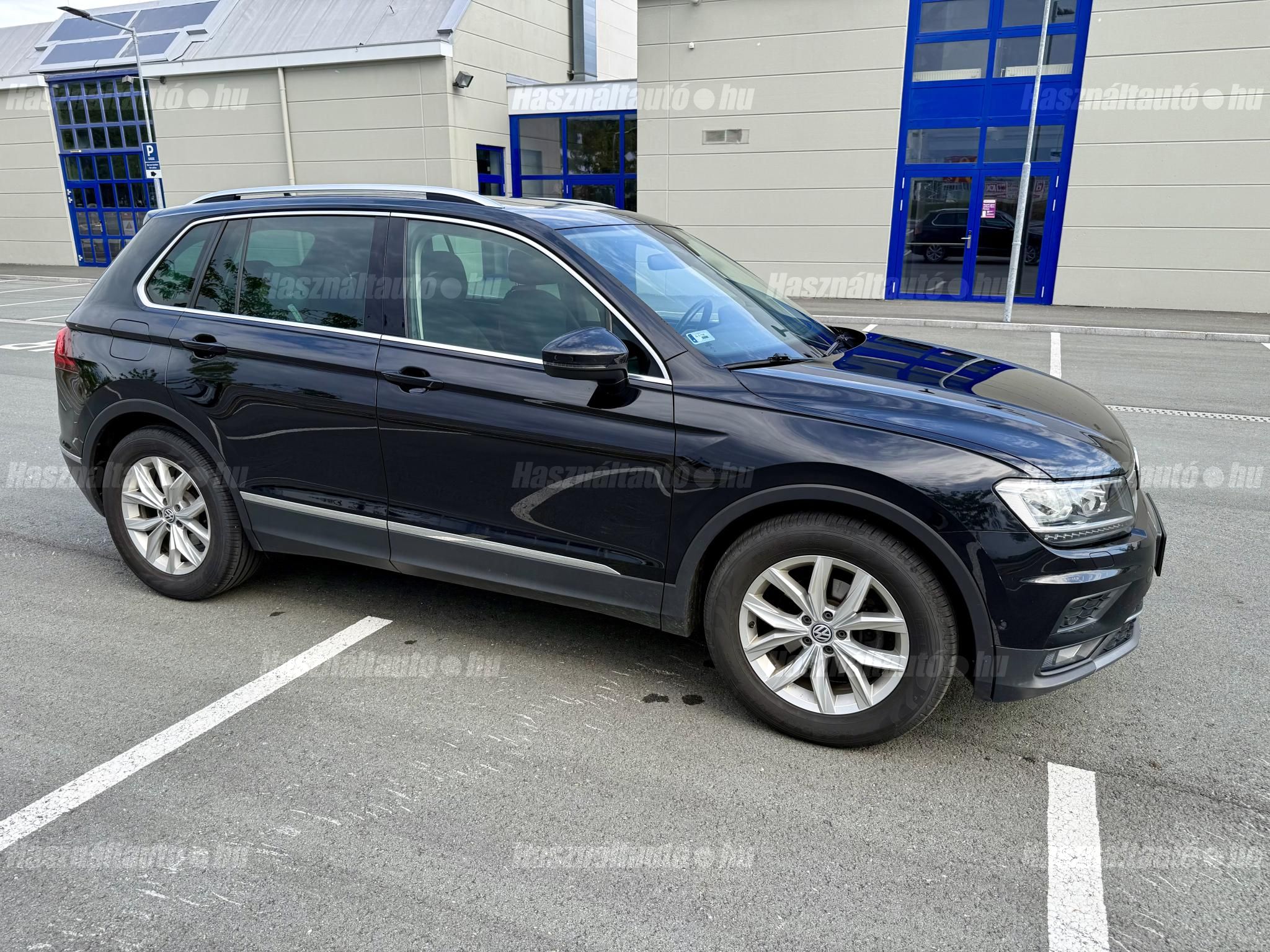 VOLKSWAGEN TIGUAN 2017/11 - 1