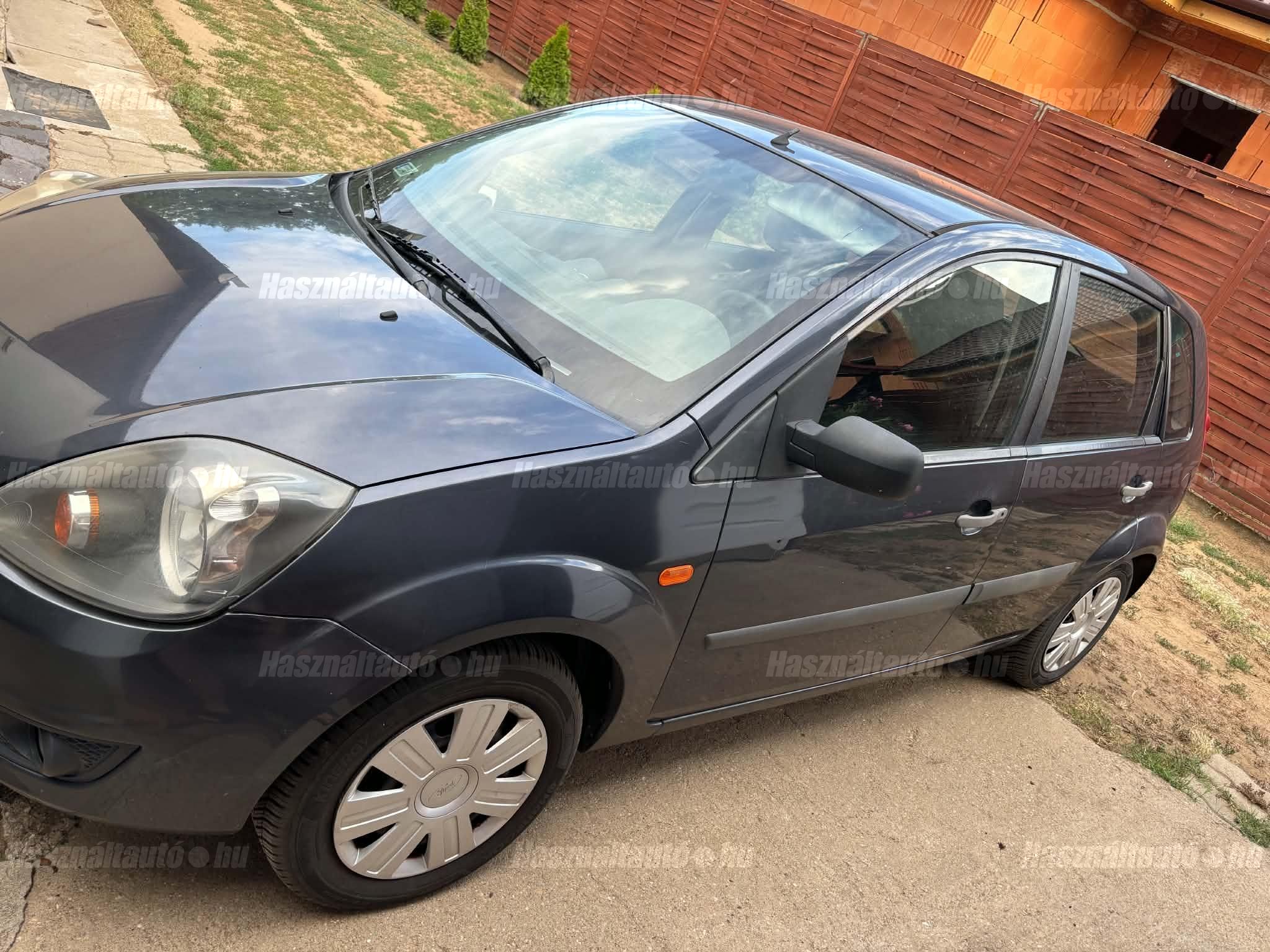 FORD FIESTA 2006/7 - 1