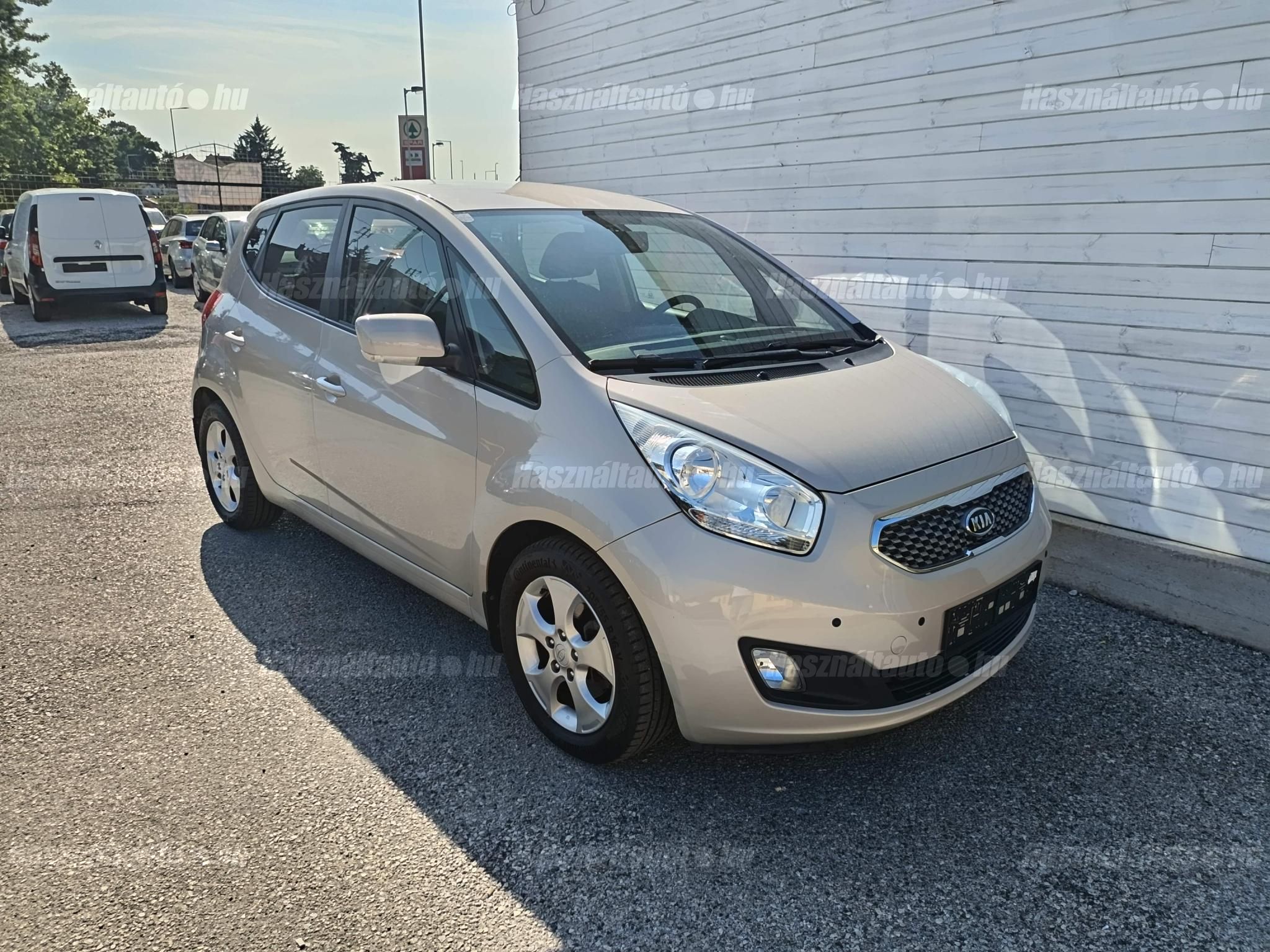 KIA VENGA 2011/5 - 1