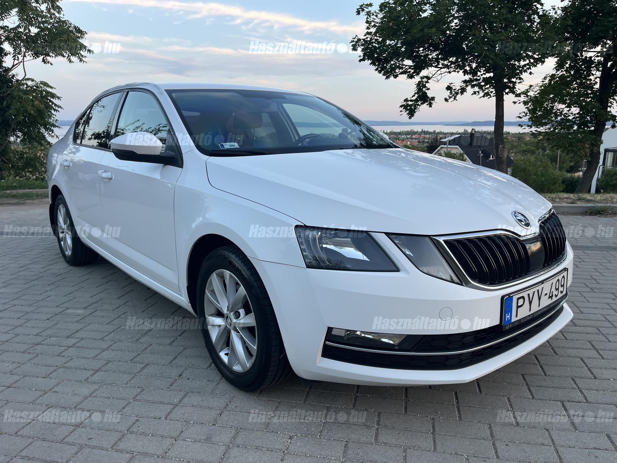 SKODA OCTAVIA 2018/8 - 1
