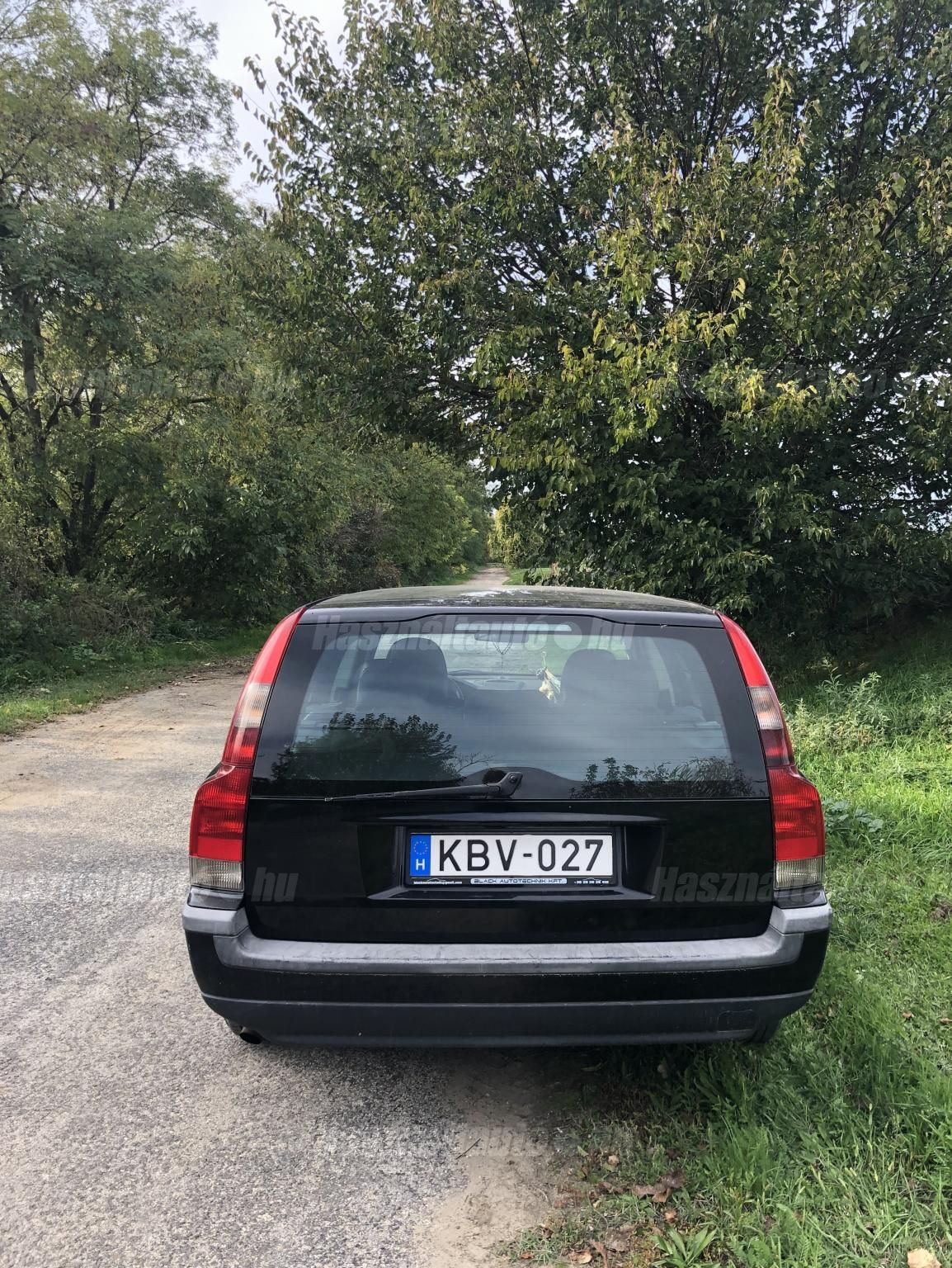 VOLVO V70 2002 - 1