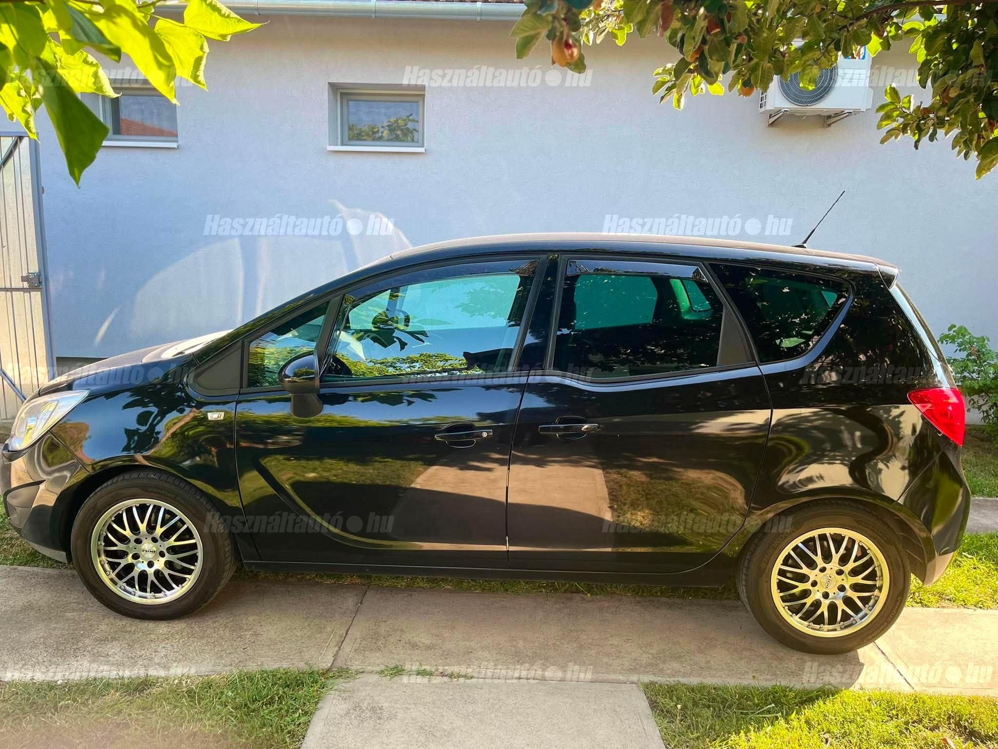 OPEL MERIVA B 2011/6 - 1