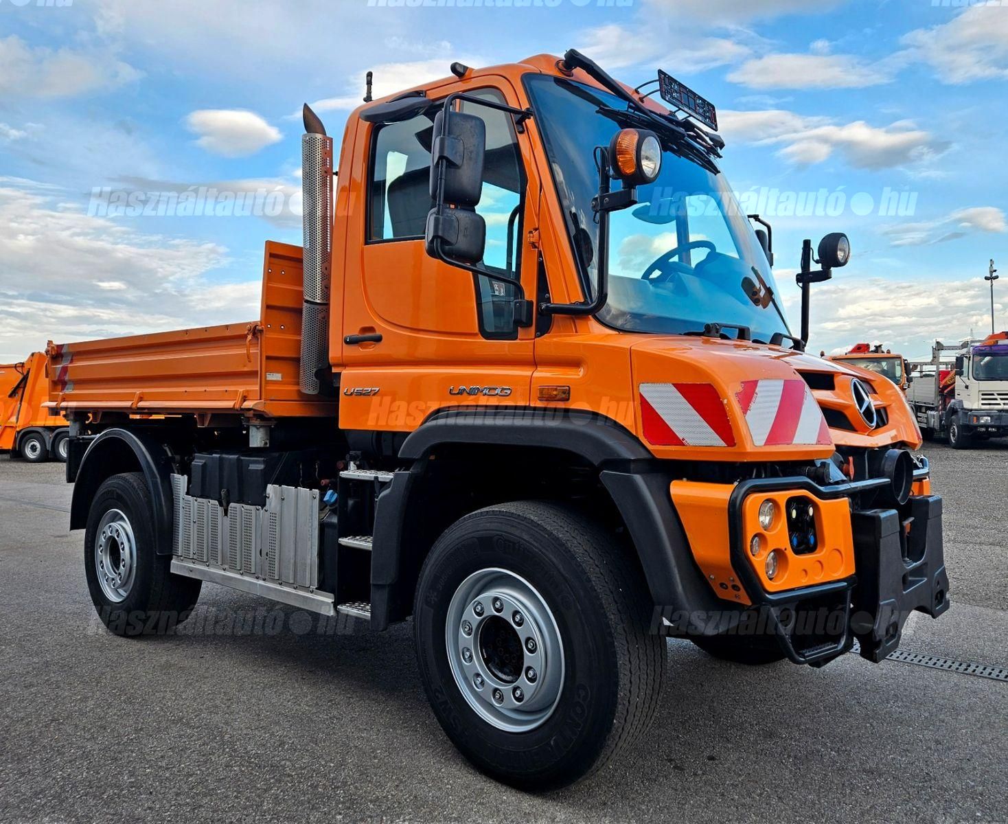 UNIMOG 2015/6 - 1