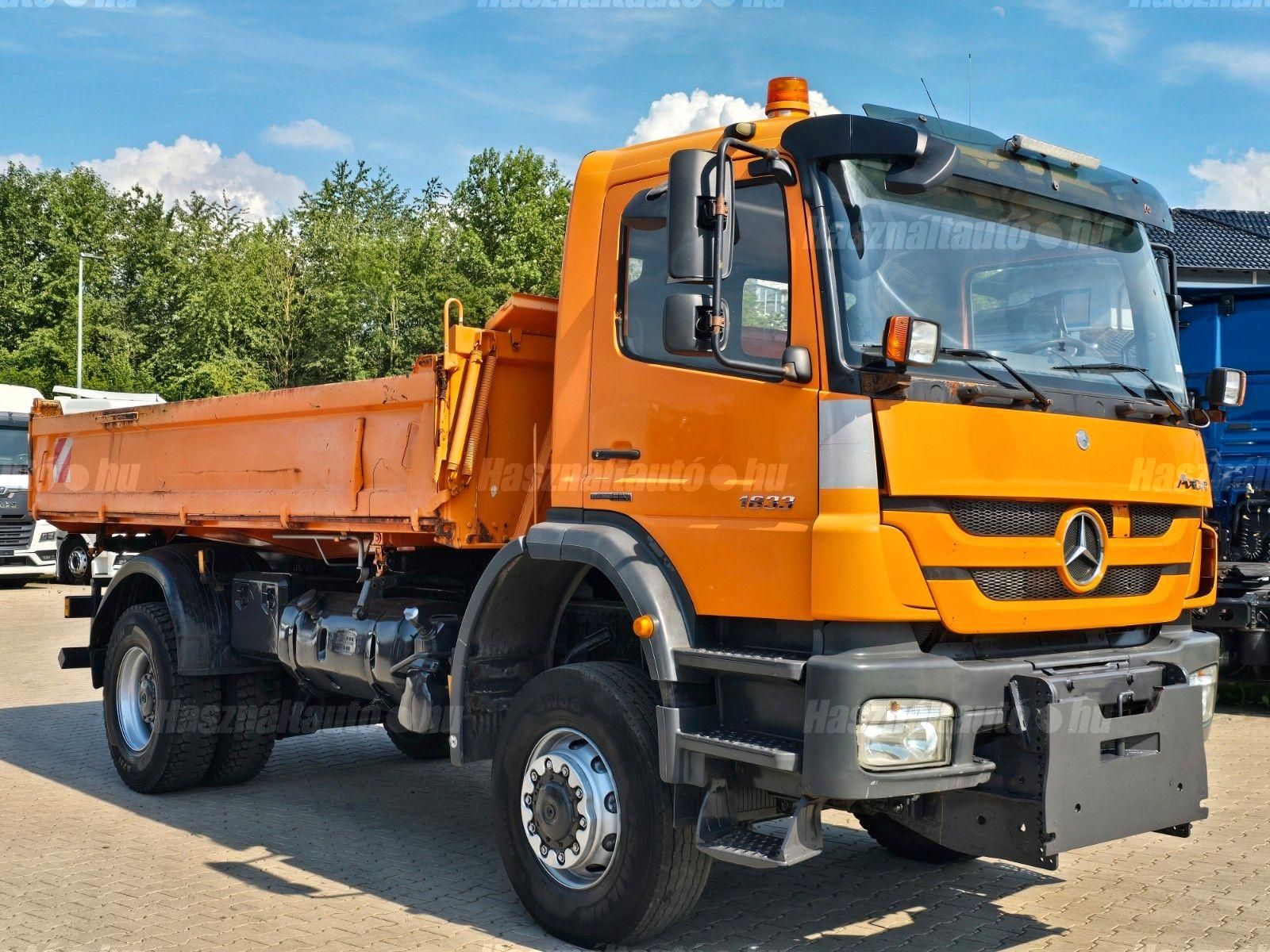 MERCEDES-BENZ 2011/11 - 1