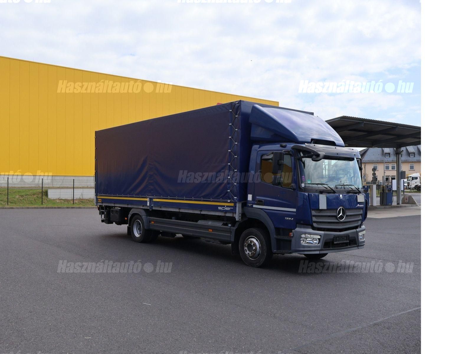 MERCEDES-BENZ 2014/6 - 1