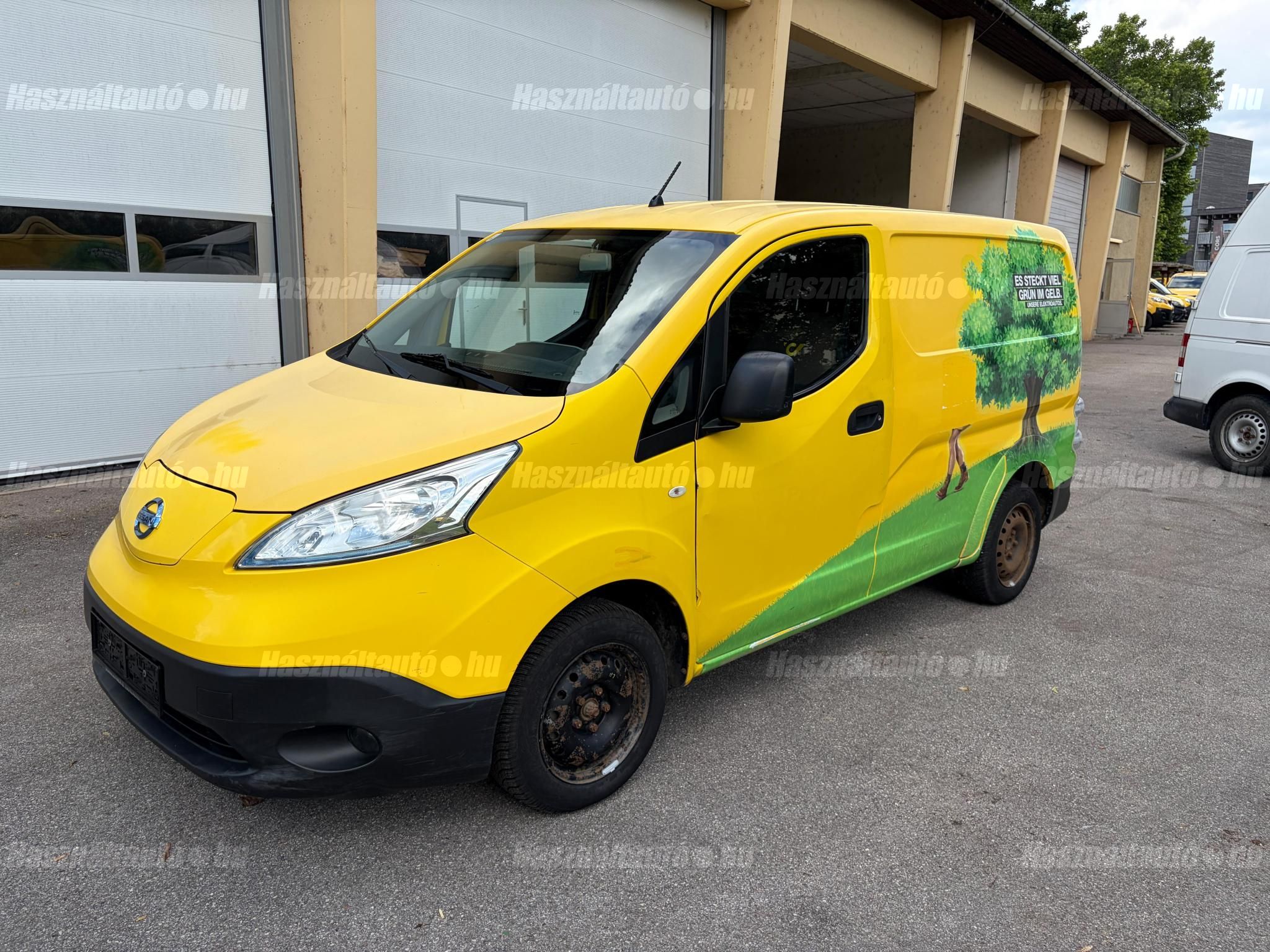NISSAN NV200 2014/5 - 1