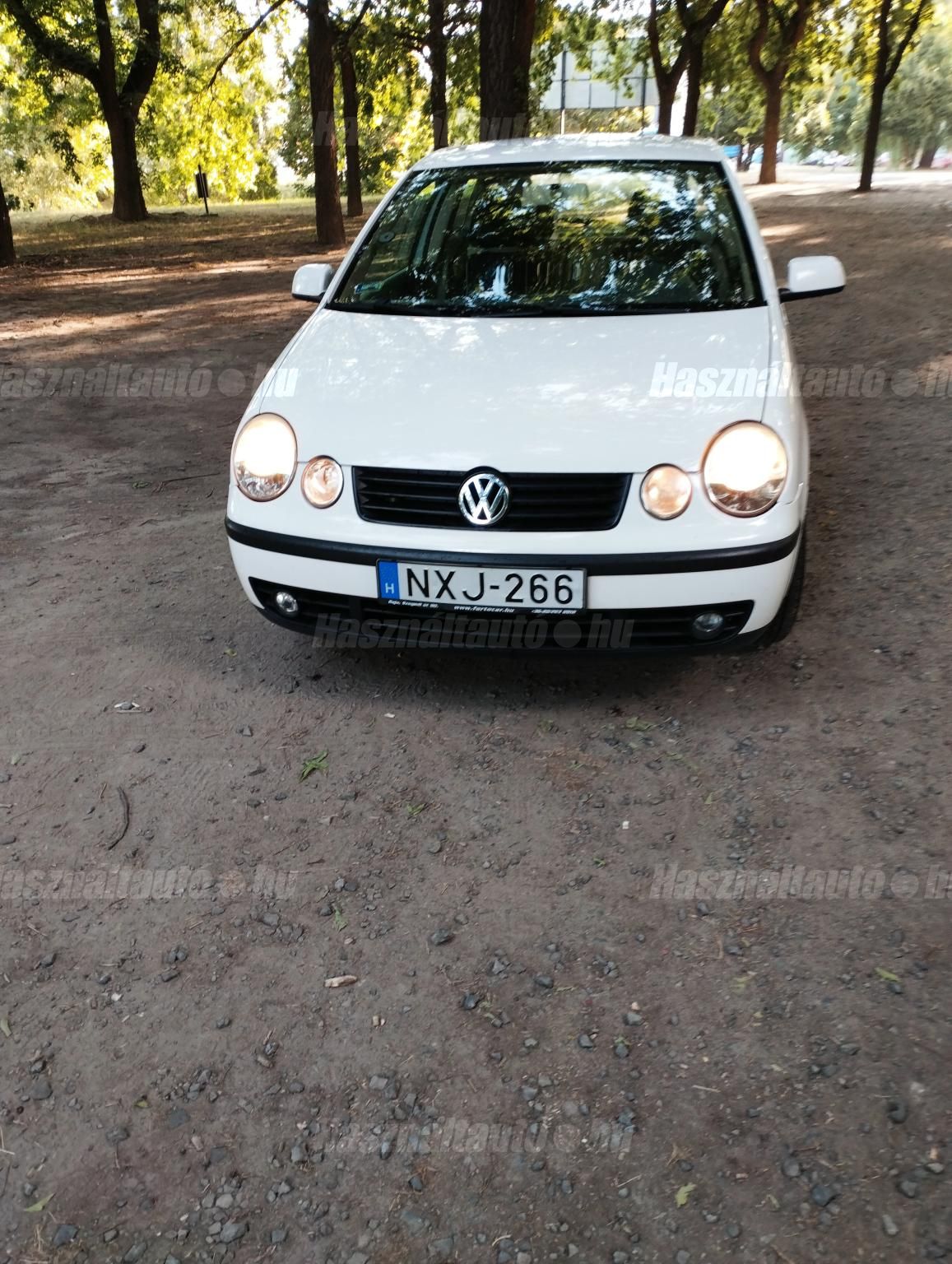 VOLKSWAGEN POLO 2002 - 1