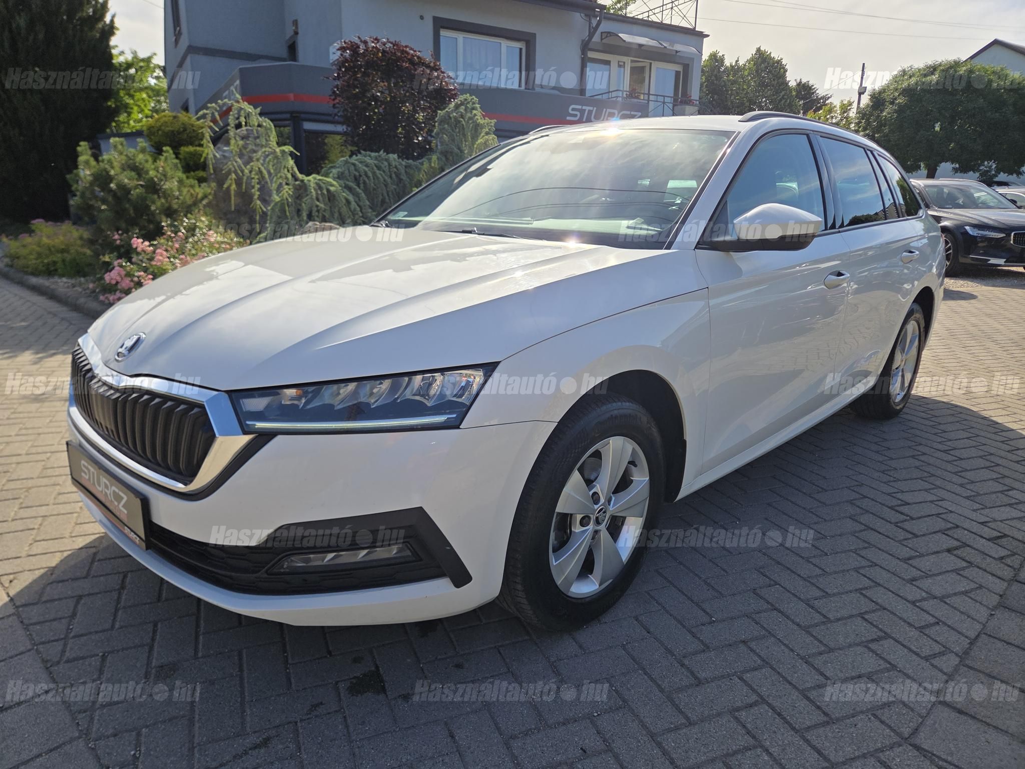SKODA OCTAVIA 2020 - 1