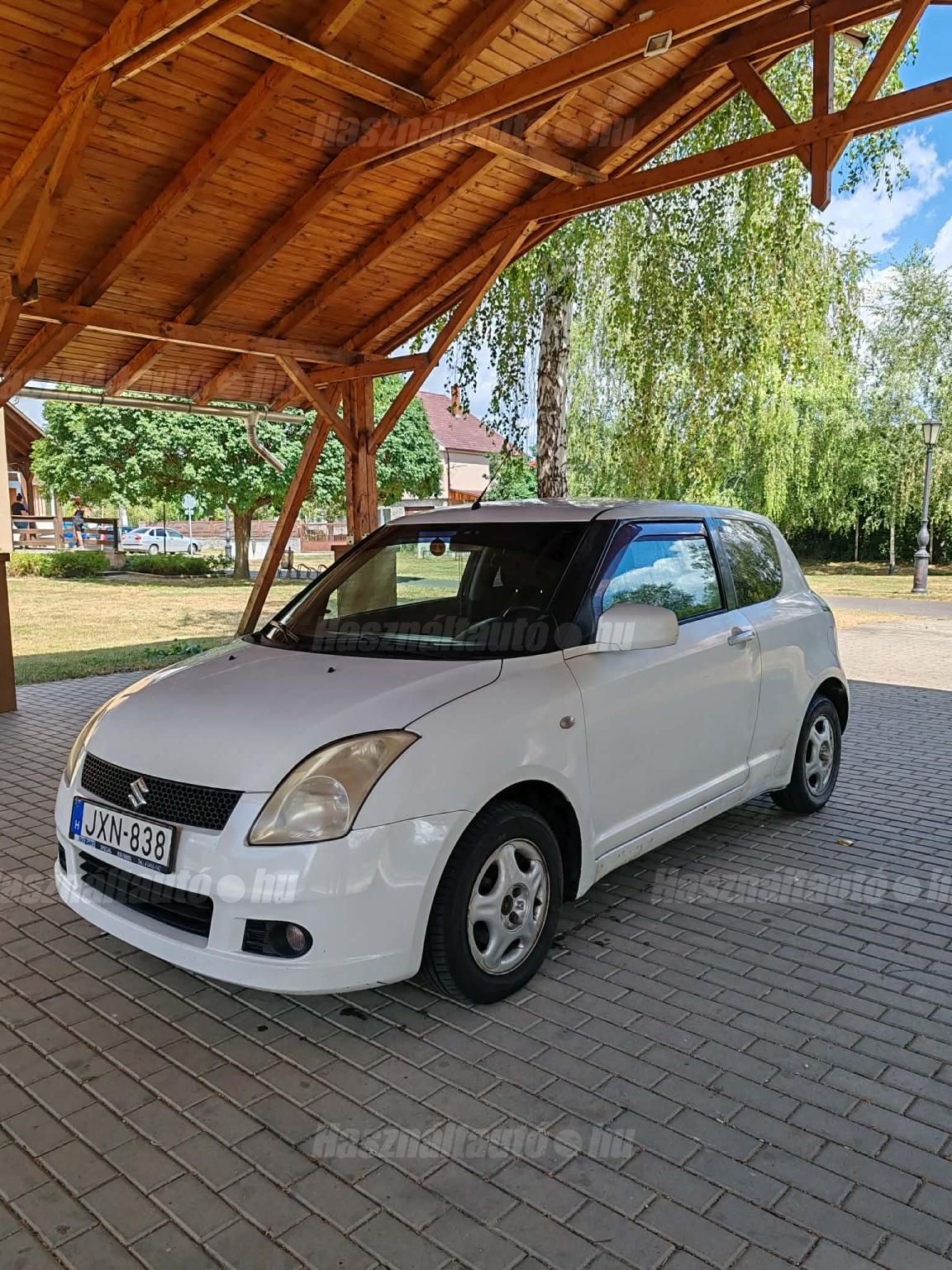 SUZUKI SWIFT 2005/12 - 1