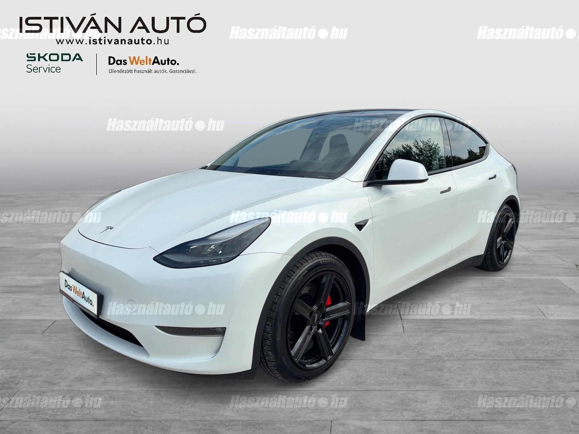 TESLA MODEL Y 2024/6 - 1