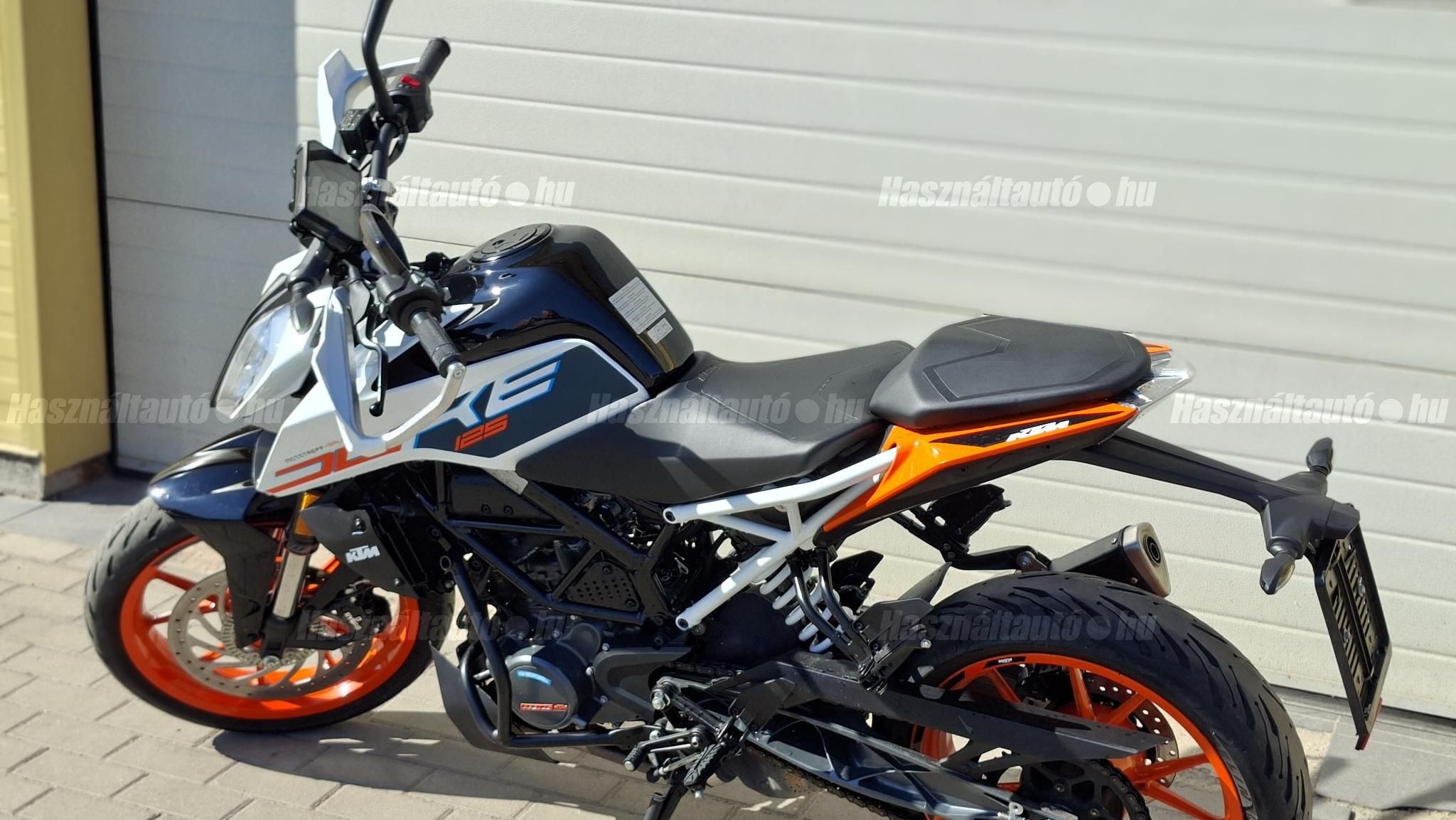 KTM 125 DUKE 2022/11 - 1