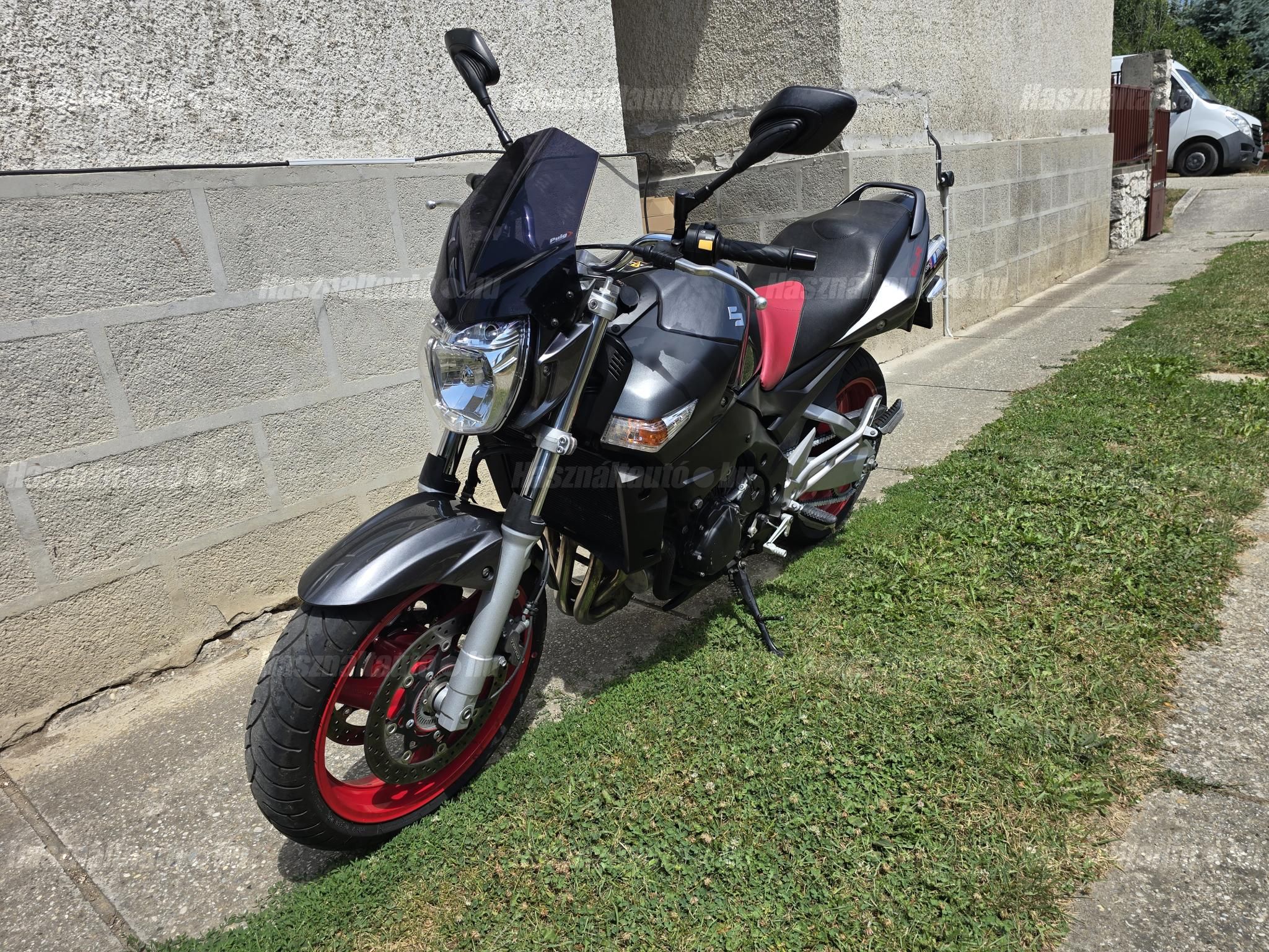 SUZUKI GSR 600 2008/5 - 1