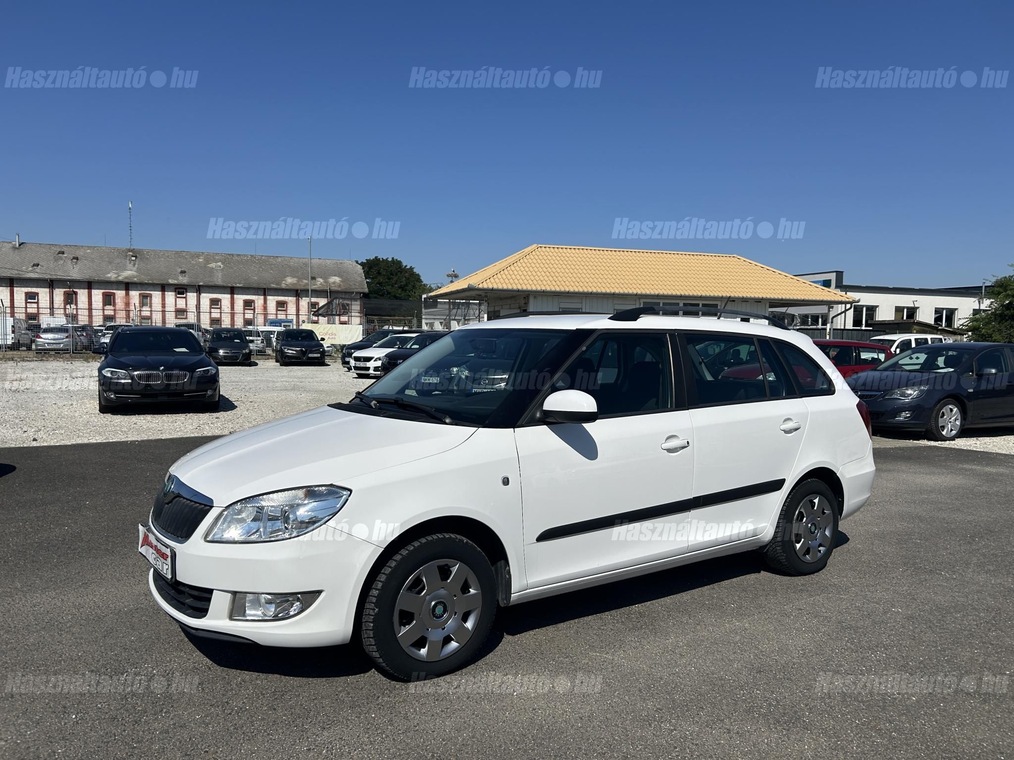 SKODA FABIA 2012/2 - 1