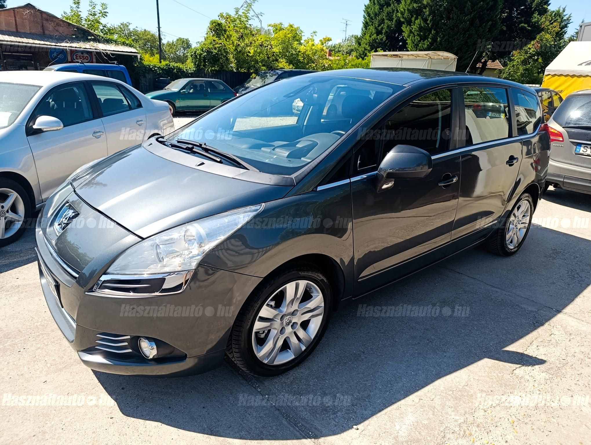 PEUGEOT 5008 2010/1 - 1